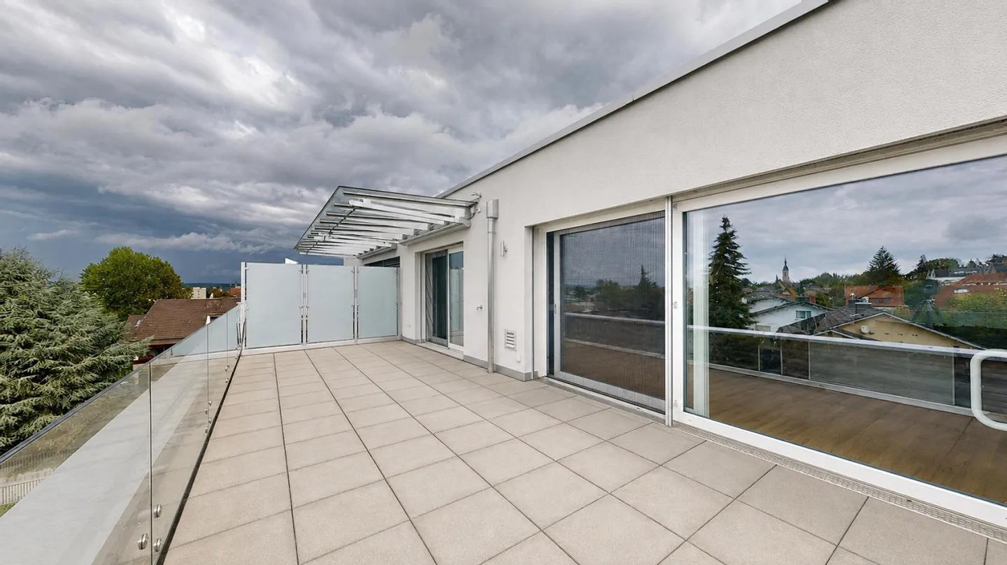 Luxuriöse Attika-Wohnung mit Aussicht - Foto 12 von 13