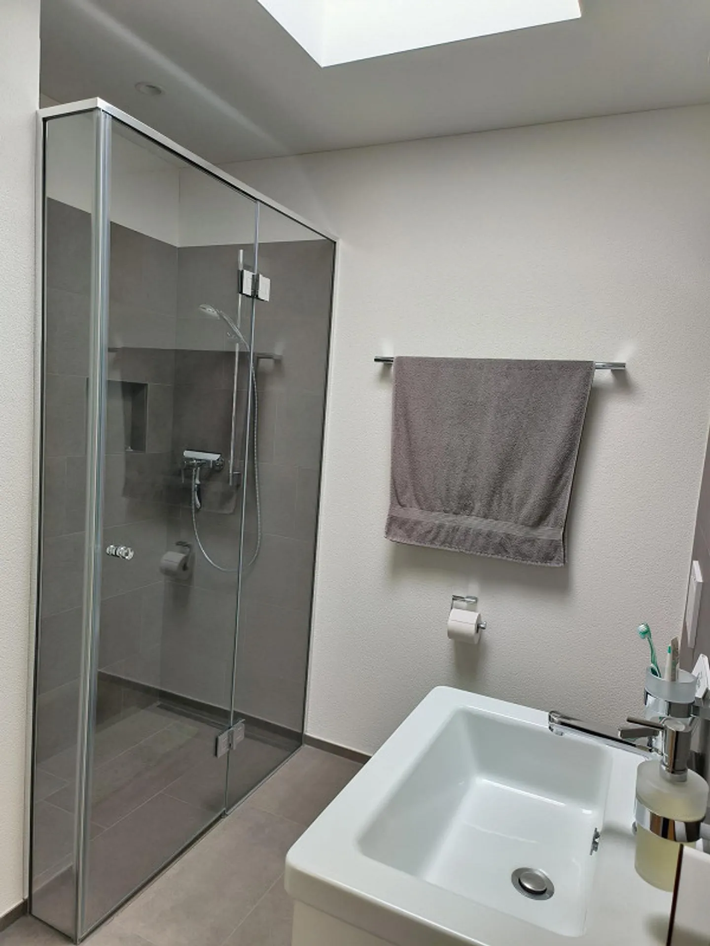 Modern, spacious 3.5-room penthouse apartment - Photo 13 of 18