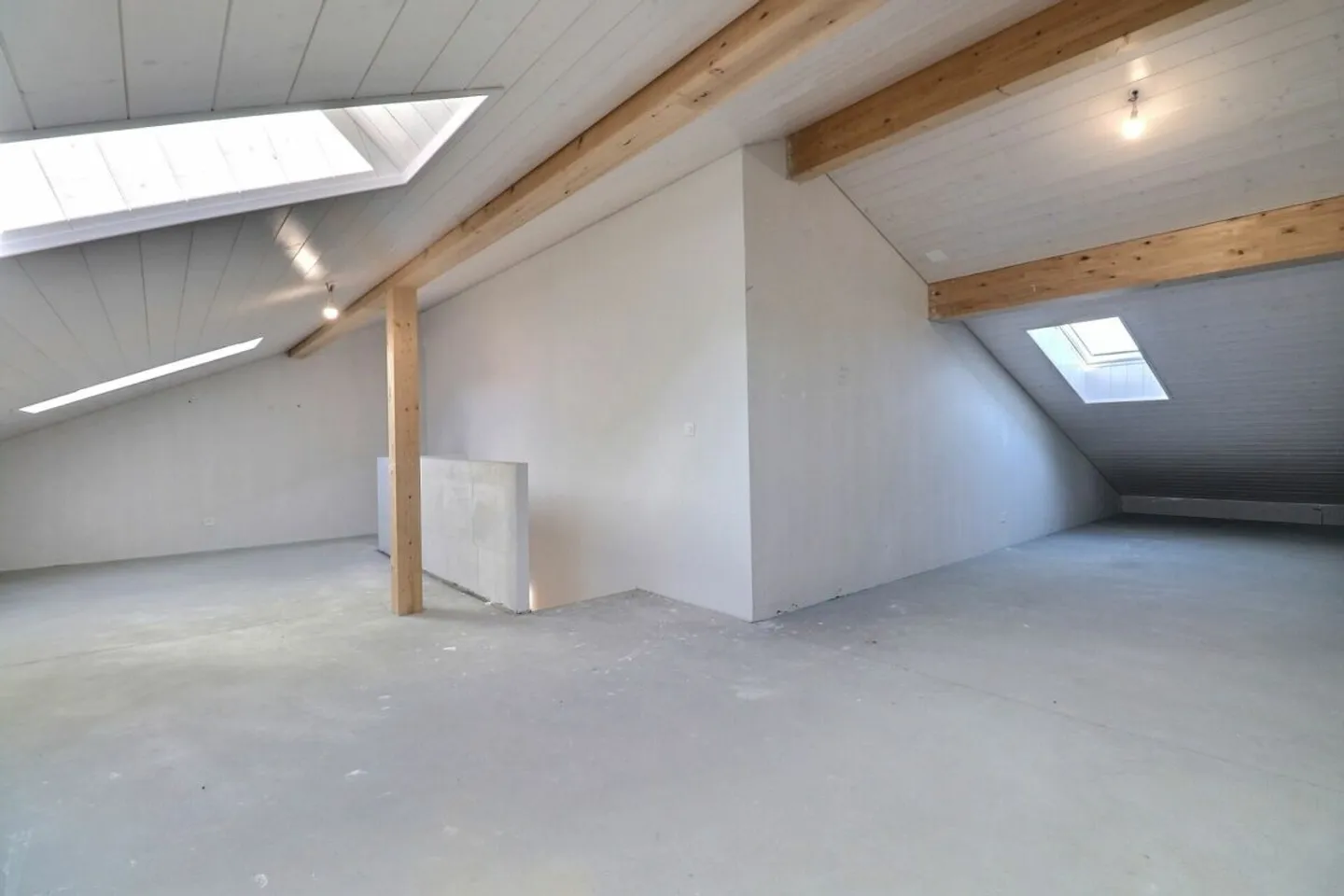 Appartement spacieux avec loft - Photo 8 sur 14