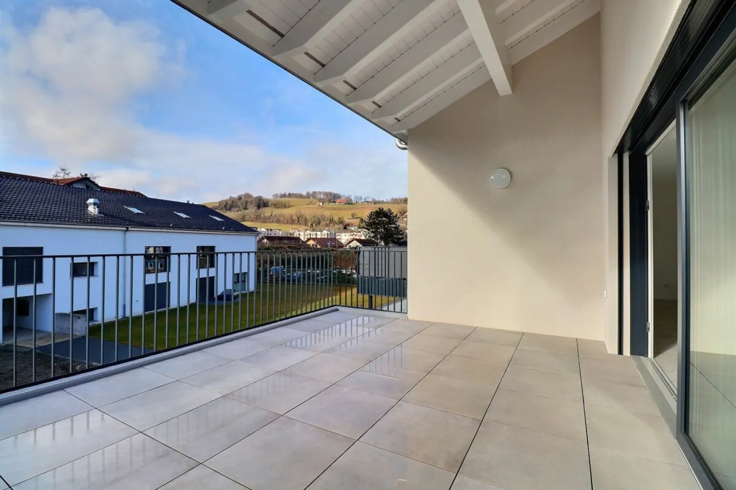 Appartement spacieux avec loft - Photo 10 sur 14