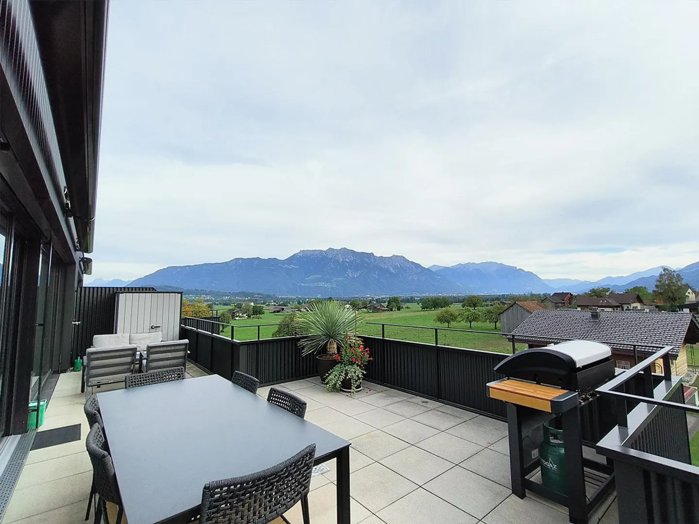 Modern, spacious 3.5-room penthouse apartment - Photo 15 of 18