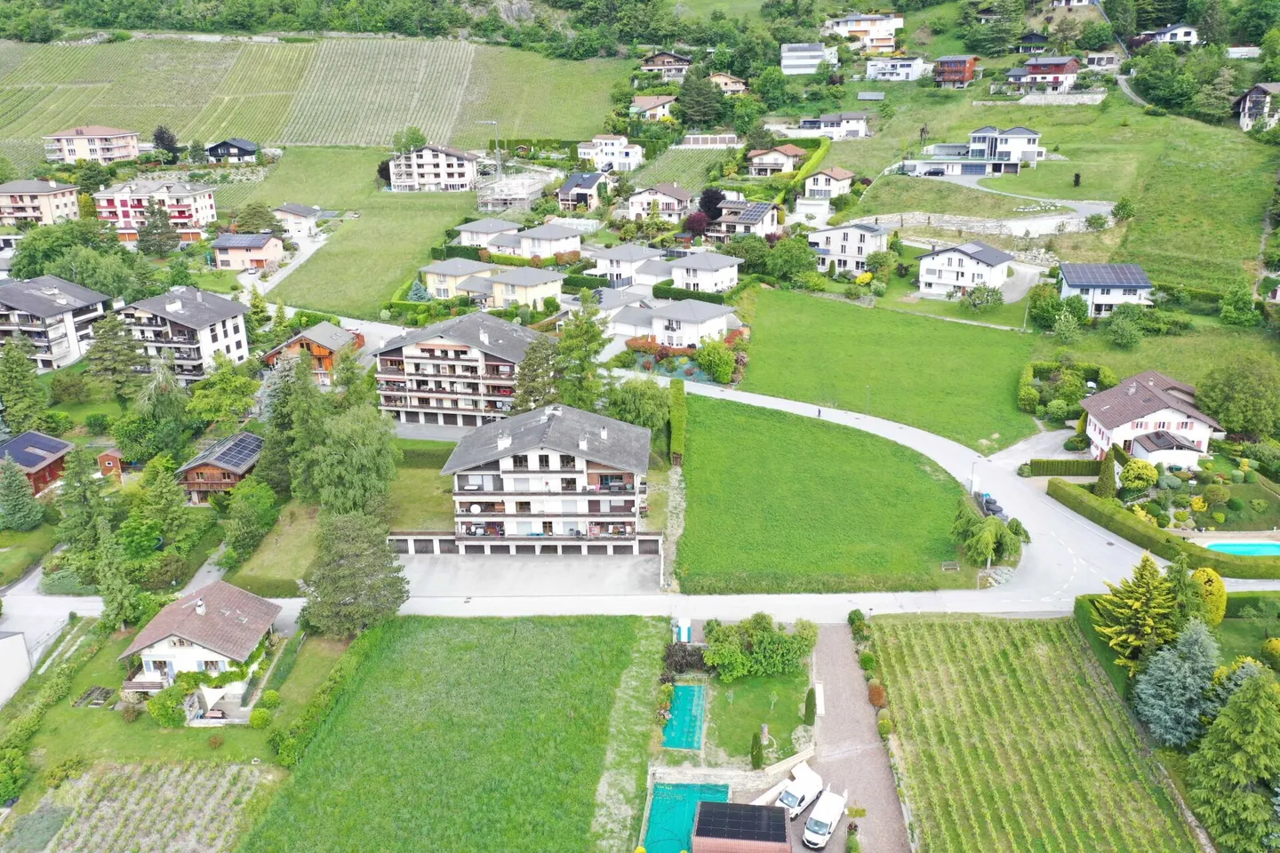 Venthône - Magnificent 146 m2 crossing apartment - Photo 26 of 27