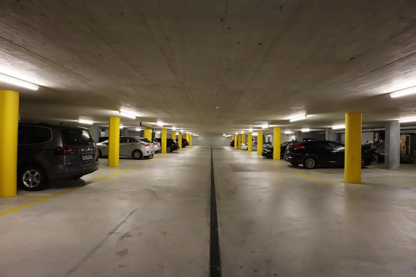 Place de parking près de la gare de Möhlin - Photo 2 sur 2