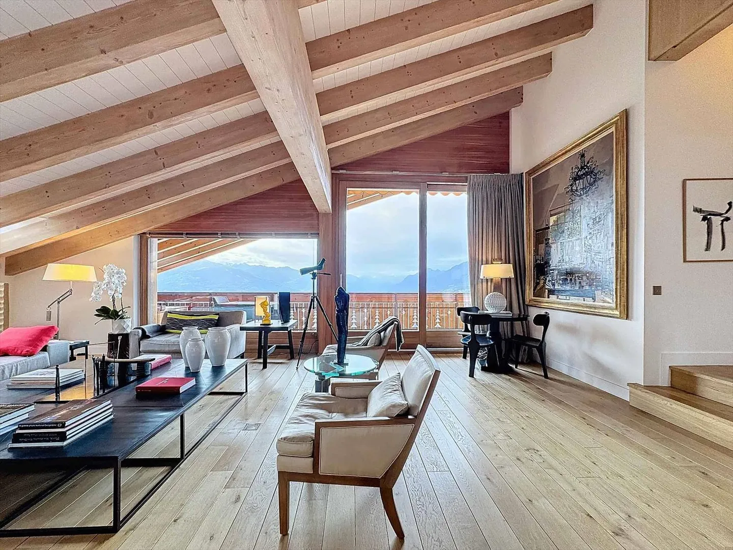 SELTEN UND EINZIGARTIG - Prächtiges Dachgeschoß-Duplex mit außergewöhnlicher Aussicht - Foto 2 von 9