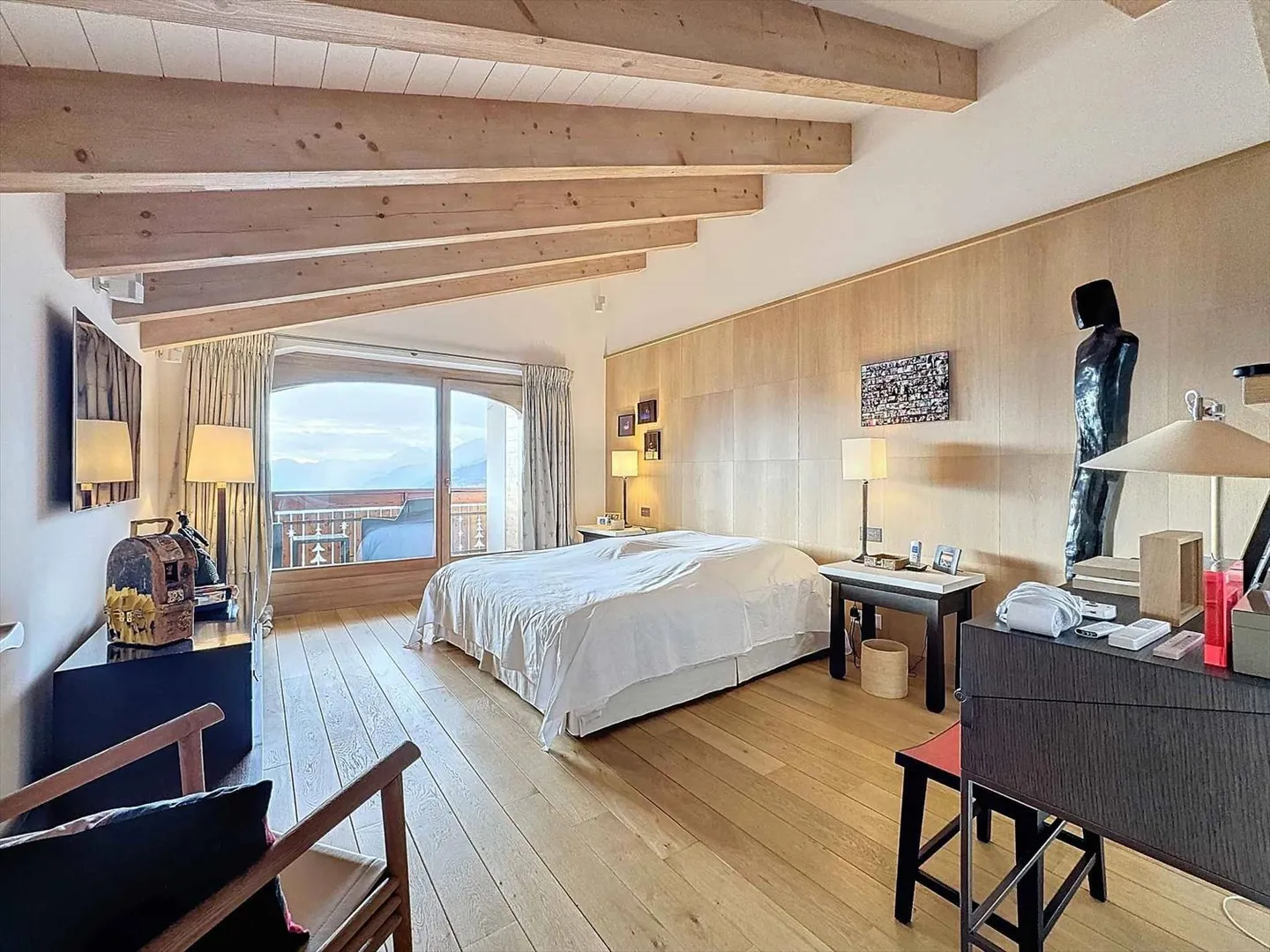 SELTEN UND EINZIGARTIG - Prächtiges Dachgeschoß-Duplex mit außergewöhnlicher Aussicht - Foto 4 von 9