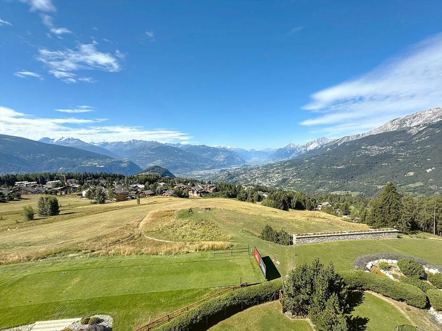SELTEN UND EINZIGARTIG - Prächtiges Dachgeschoß-Duplex mit außergewöhnlicher Aussicht - Foto 6 von 9
