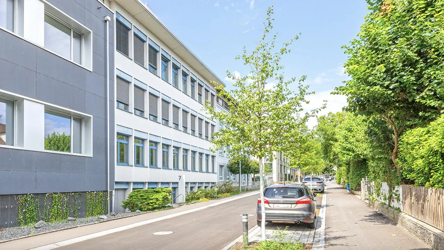 Günstige Ateliers und Büros nahe Bahnhof Olten - Foto 1 von 4