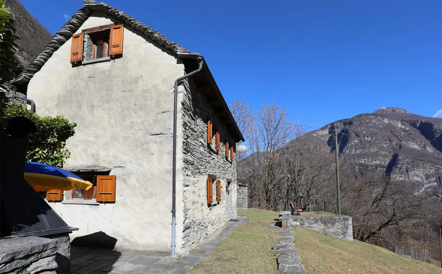 Beau Rustico avec une vue magnifique et beaucoup de terrain - Photo 5 sur 13