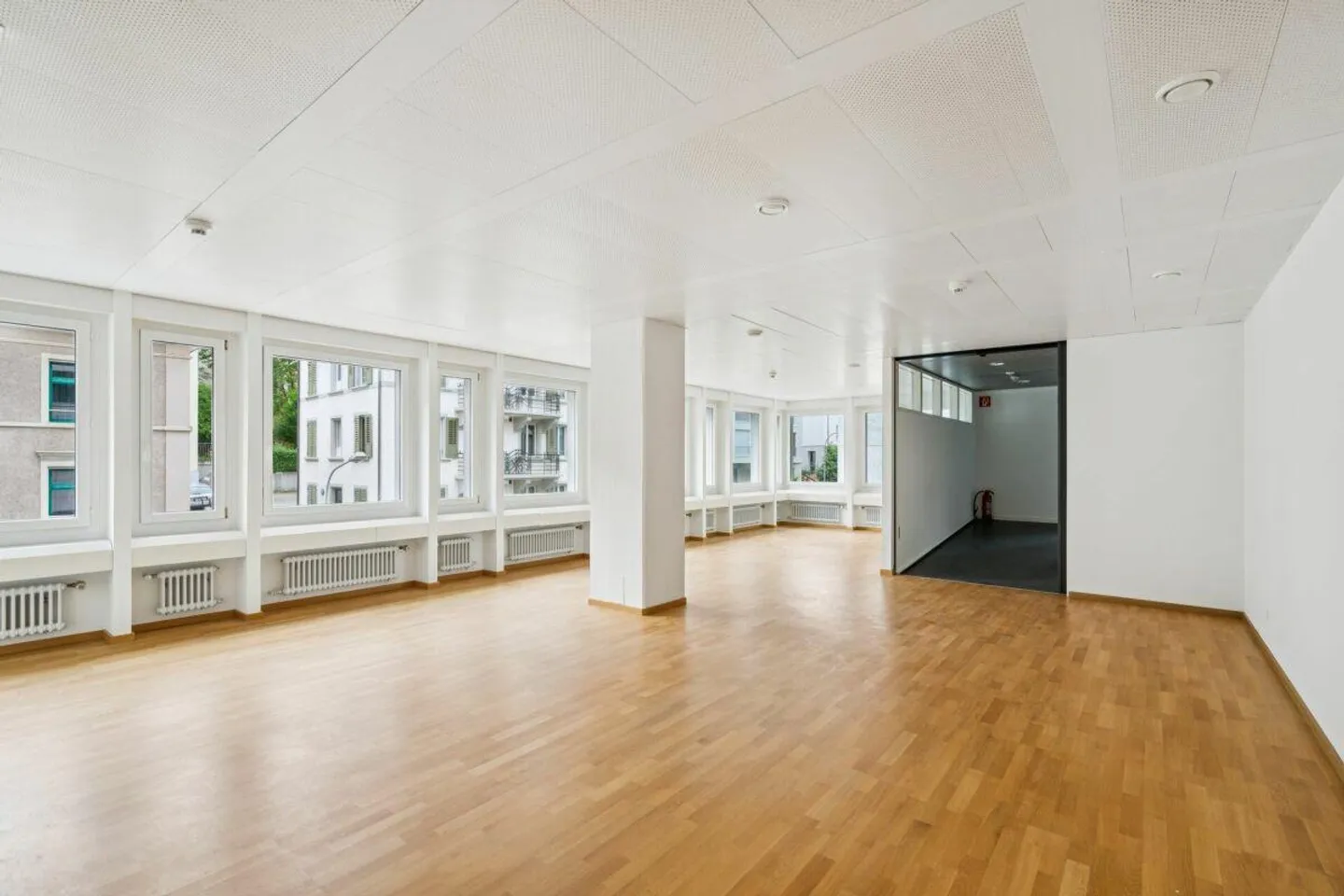 Efficient Practice Environment - Room for Your Business - Photo 10 of 10
