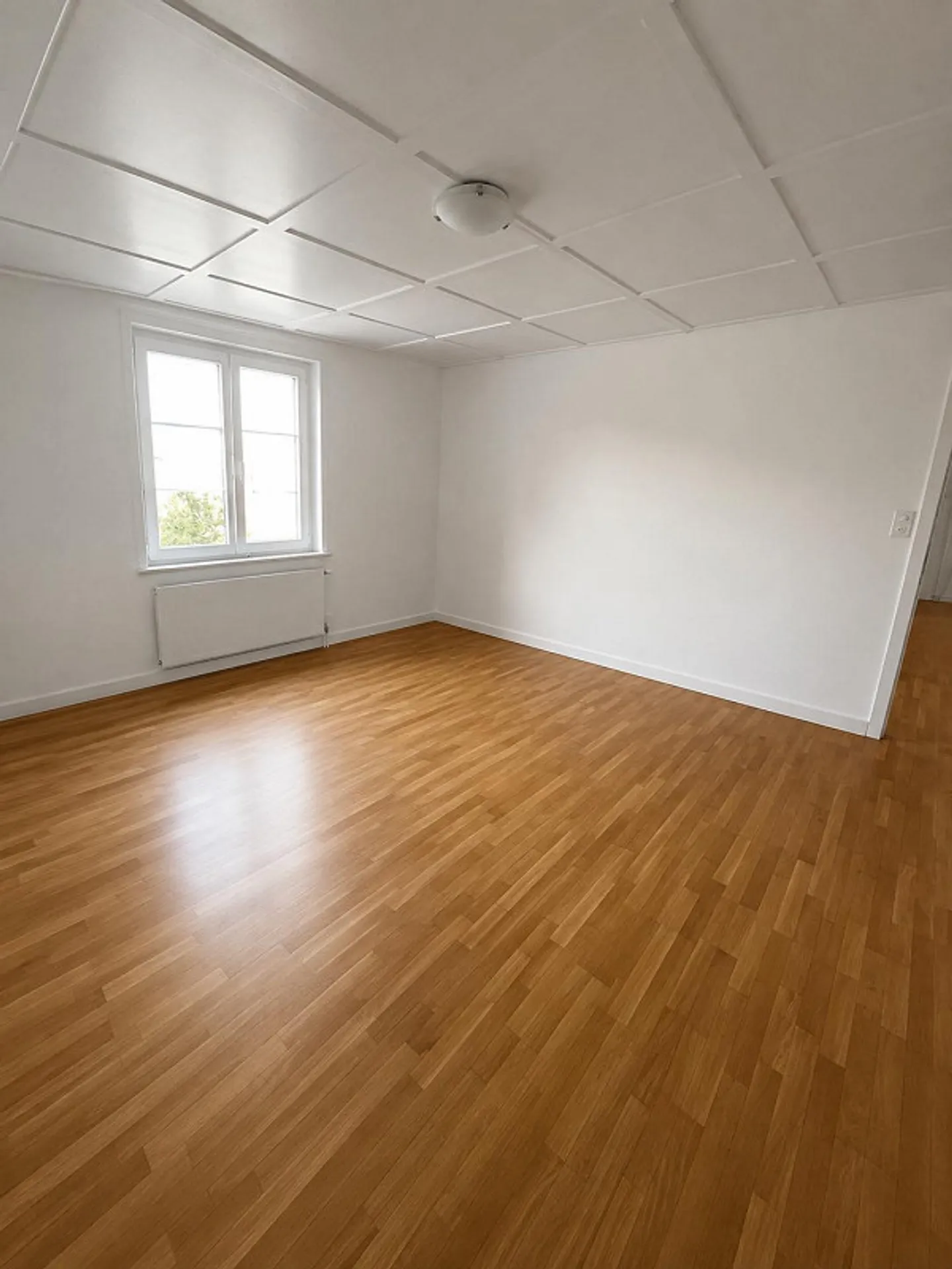 4.5 Zimmer Wohnung in Dreifamilienhaus - Foto 8 di 12