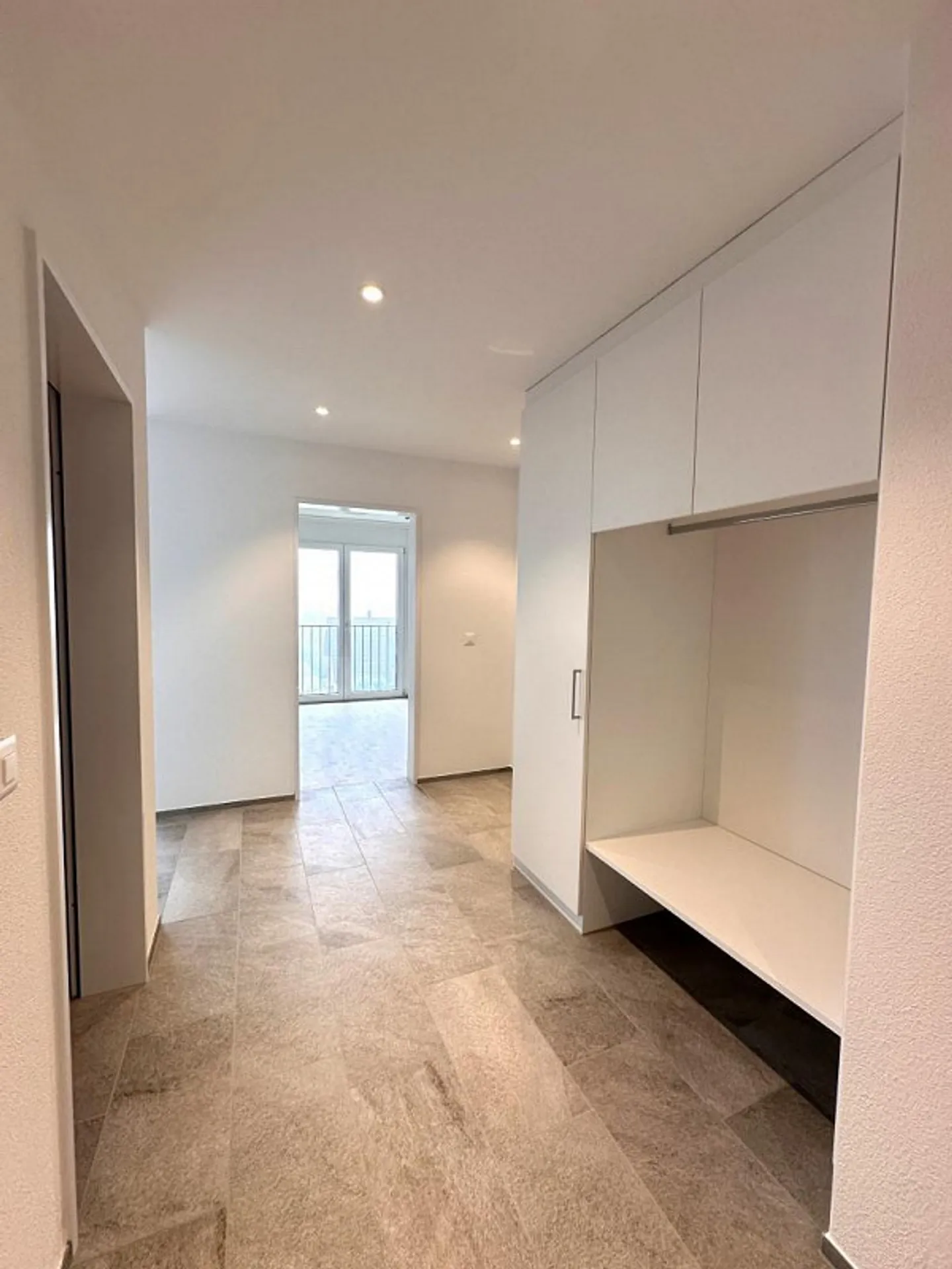 Appartement 3.5 pièces confortable et bien aménageable - Photo 4 sur 8