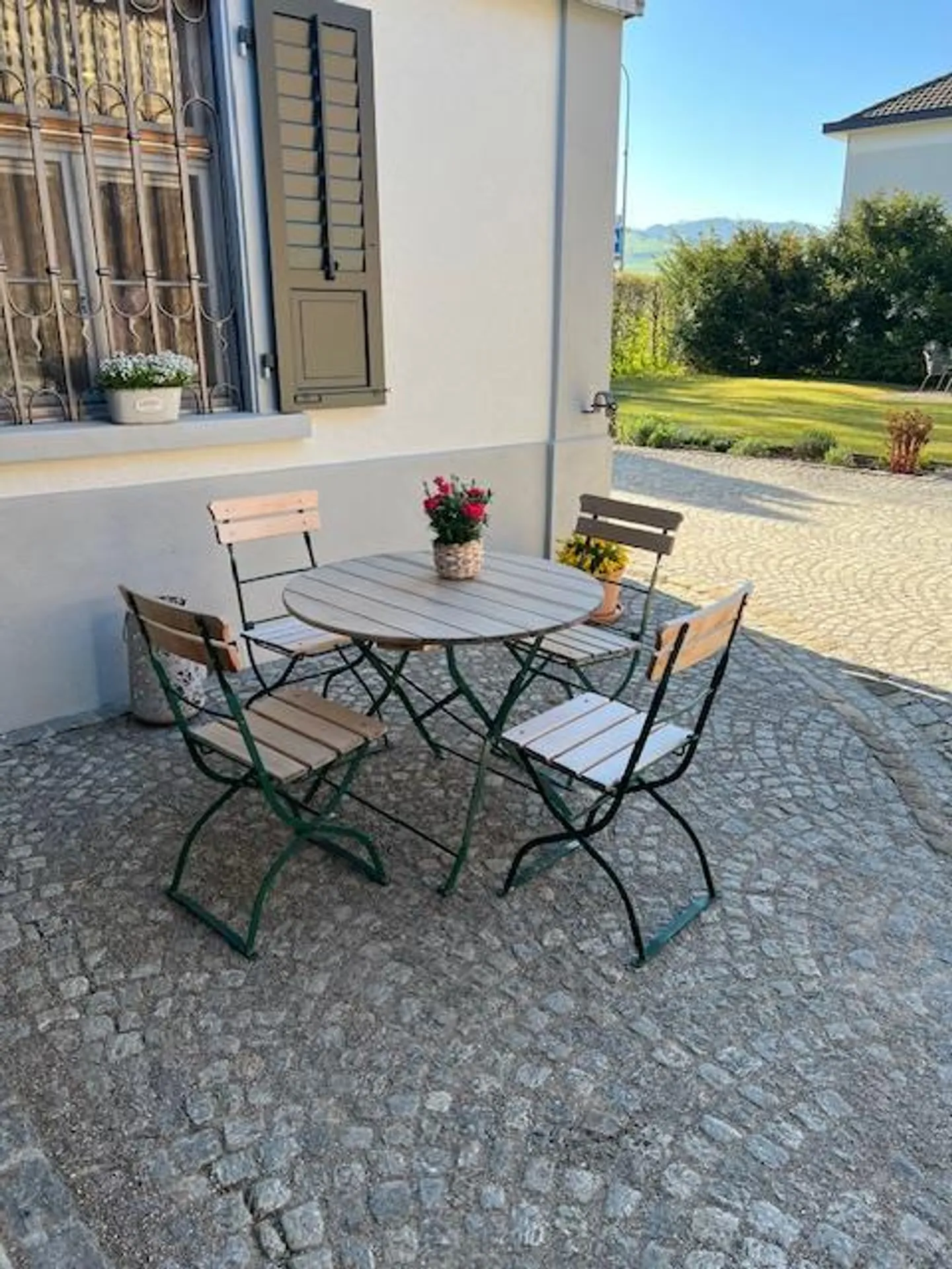 4.5 Zimmer Wohnung in Dreifamilienhaus - Foto 11 di 12