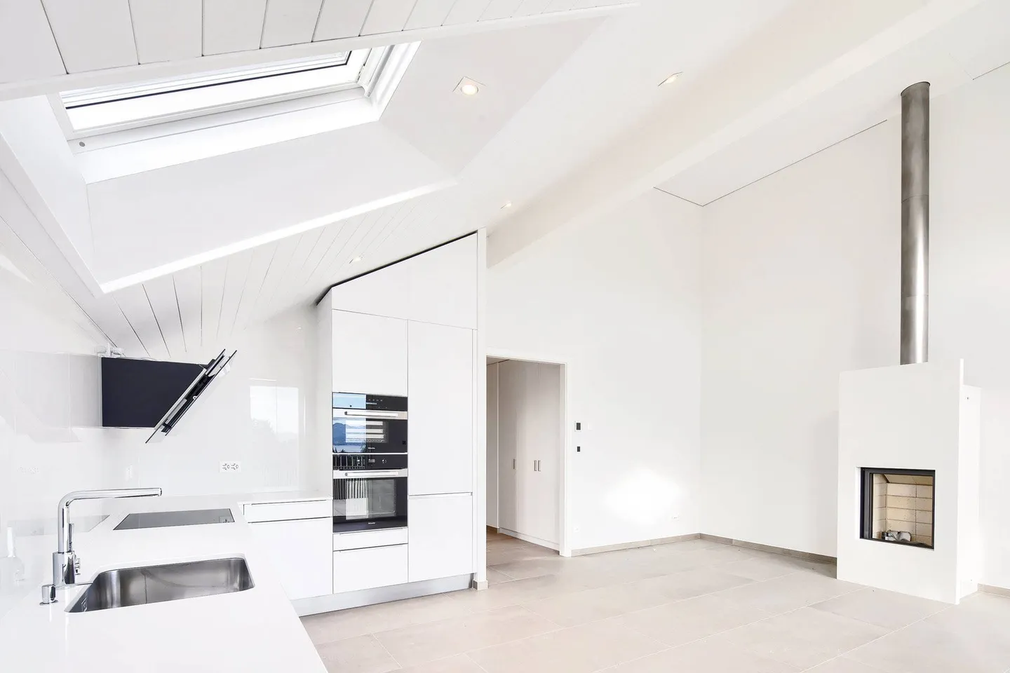 Bel appartement de 3,5 pièces dans une résidence haut de gamme - Photo 2 sur 10