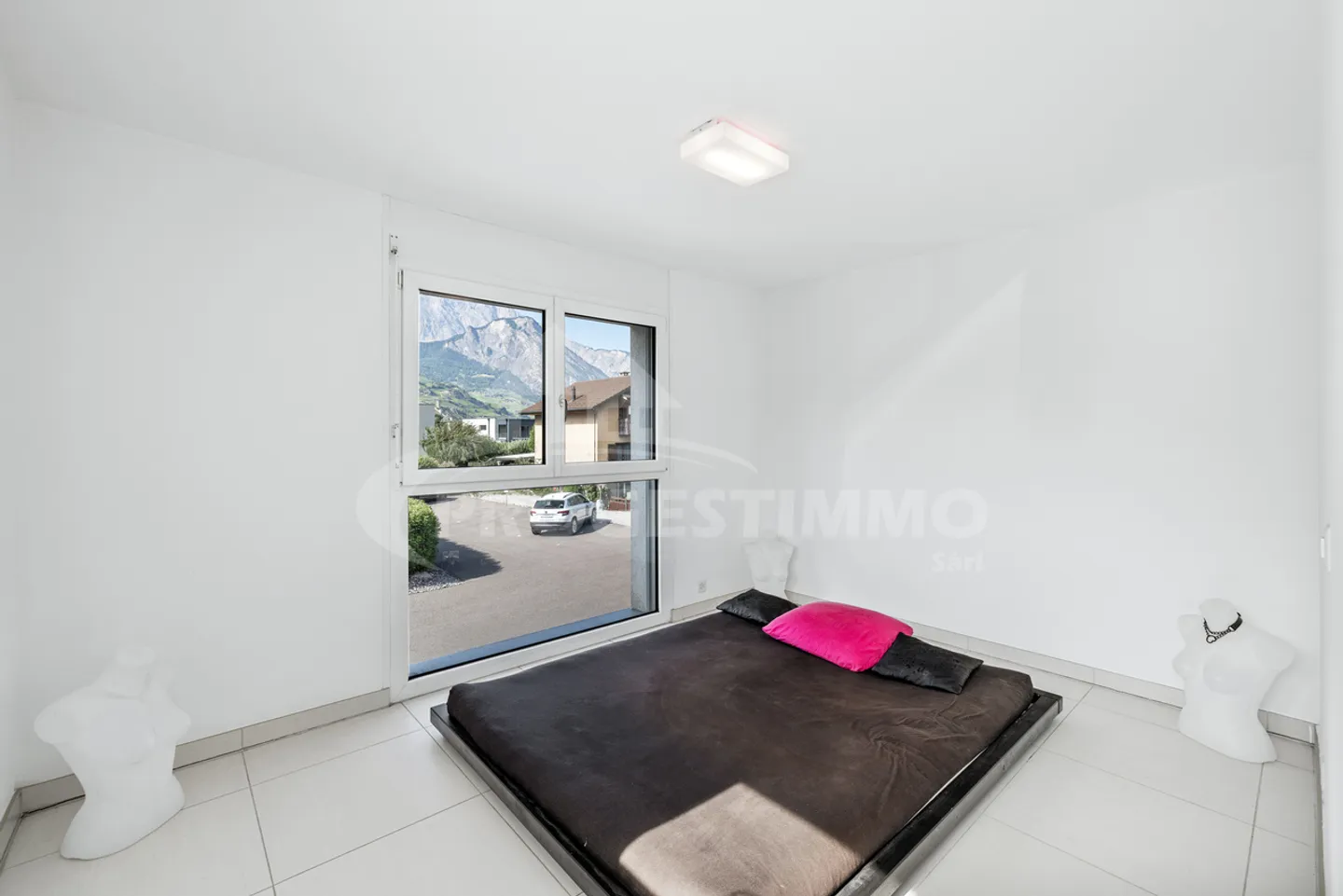 SAXON GRAND 2 1/2 MODERNE ZIMMER - Foto 5 von 11