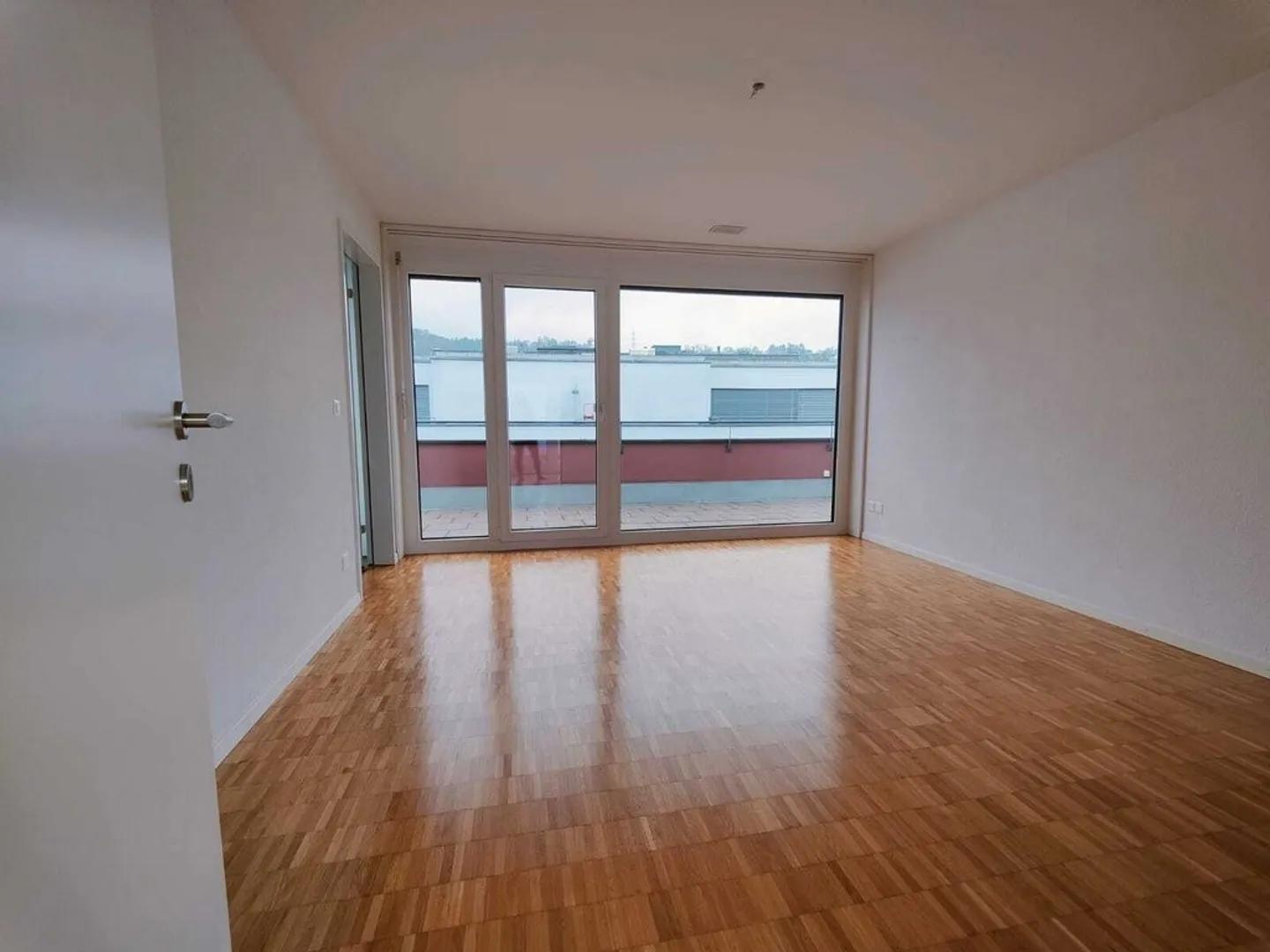 Début de votre propre bonheur à la maison - Photo 3 sur 8