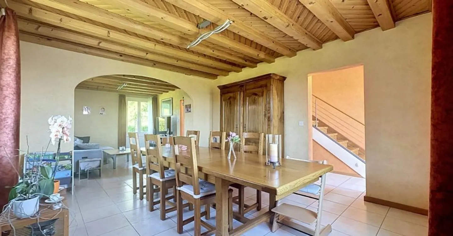 Incantevole Casa Familiare a Juriens - Foto 2 di 12