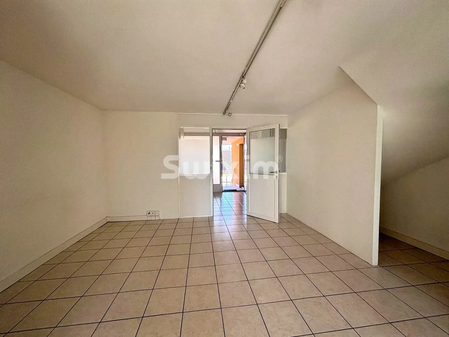 Modern Office Space in Plan-les-Ouates - Photo 1 of 5