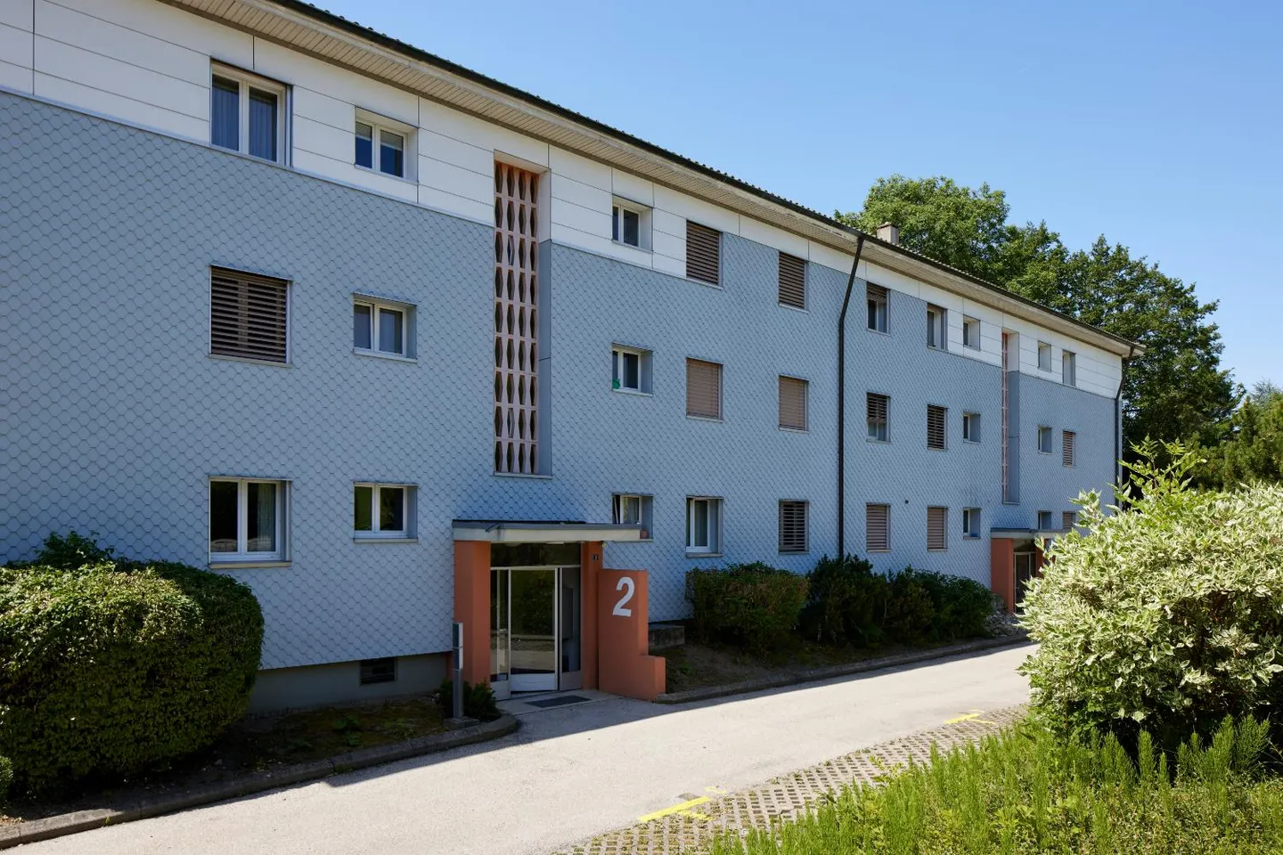 Appartement Charmant dans un Quartier Calme - Photo 2 sur 2