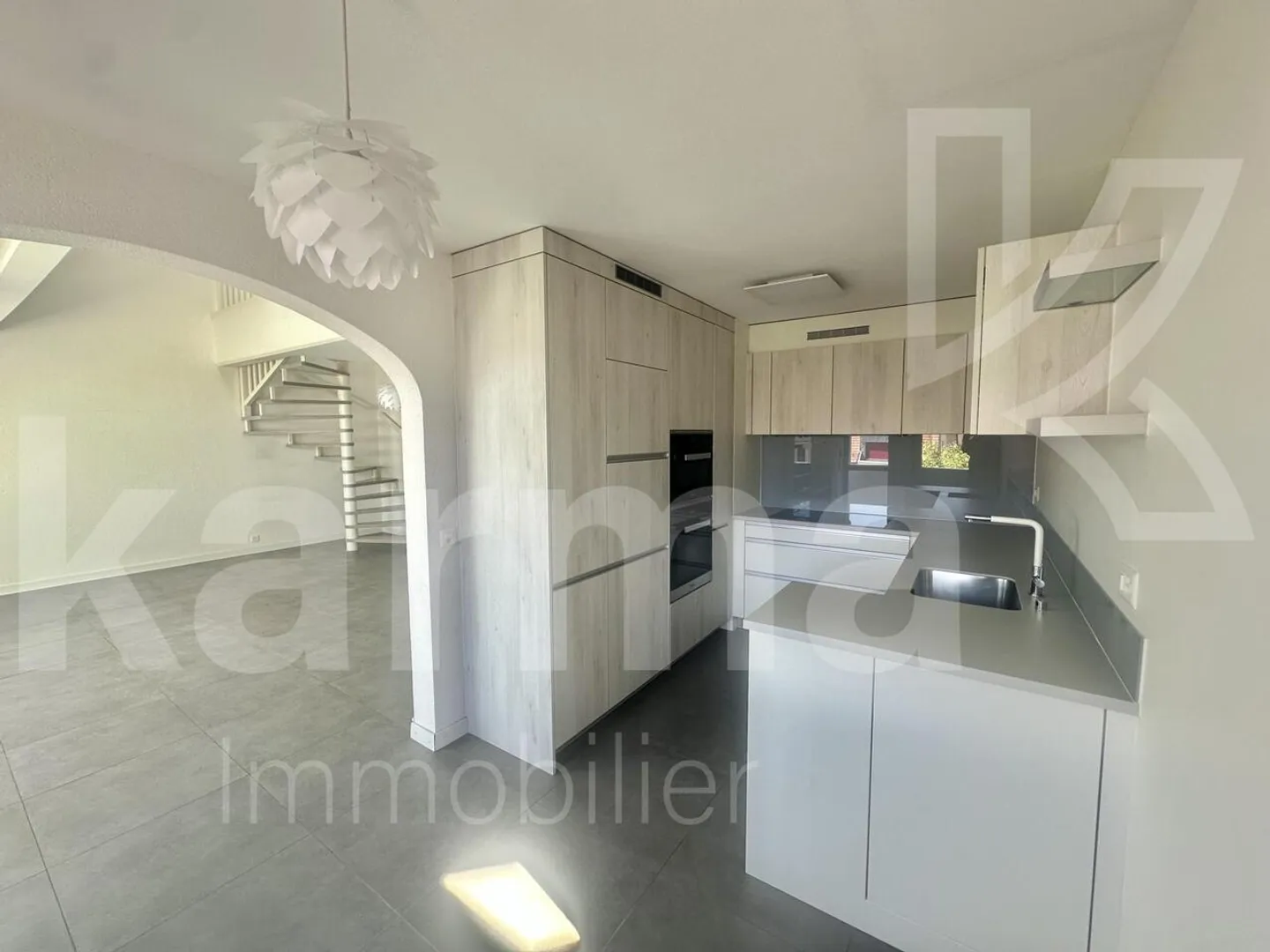 Appartamento 3.5 locali - Foto 2 di 9