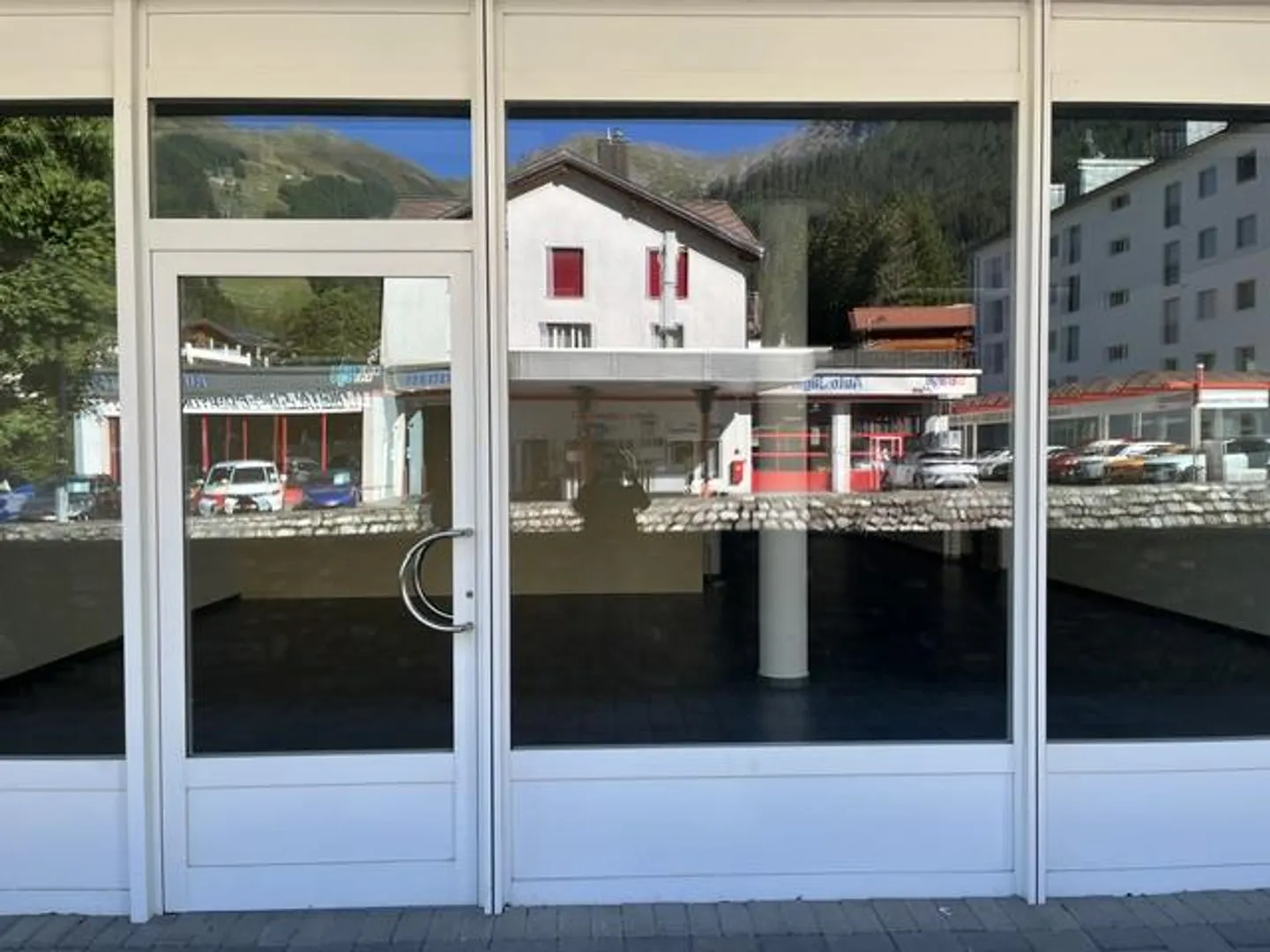 schönes, zentrales Geschäftslokal - Foto 1 di 9