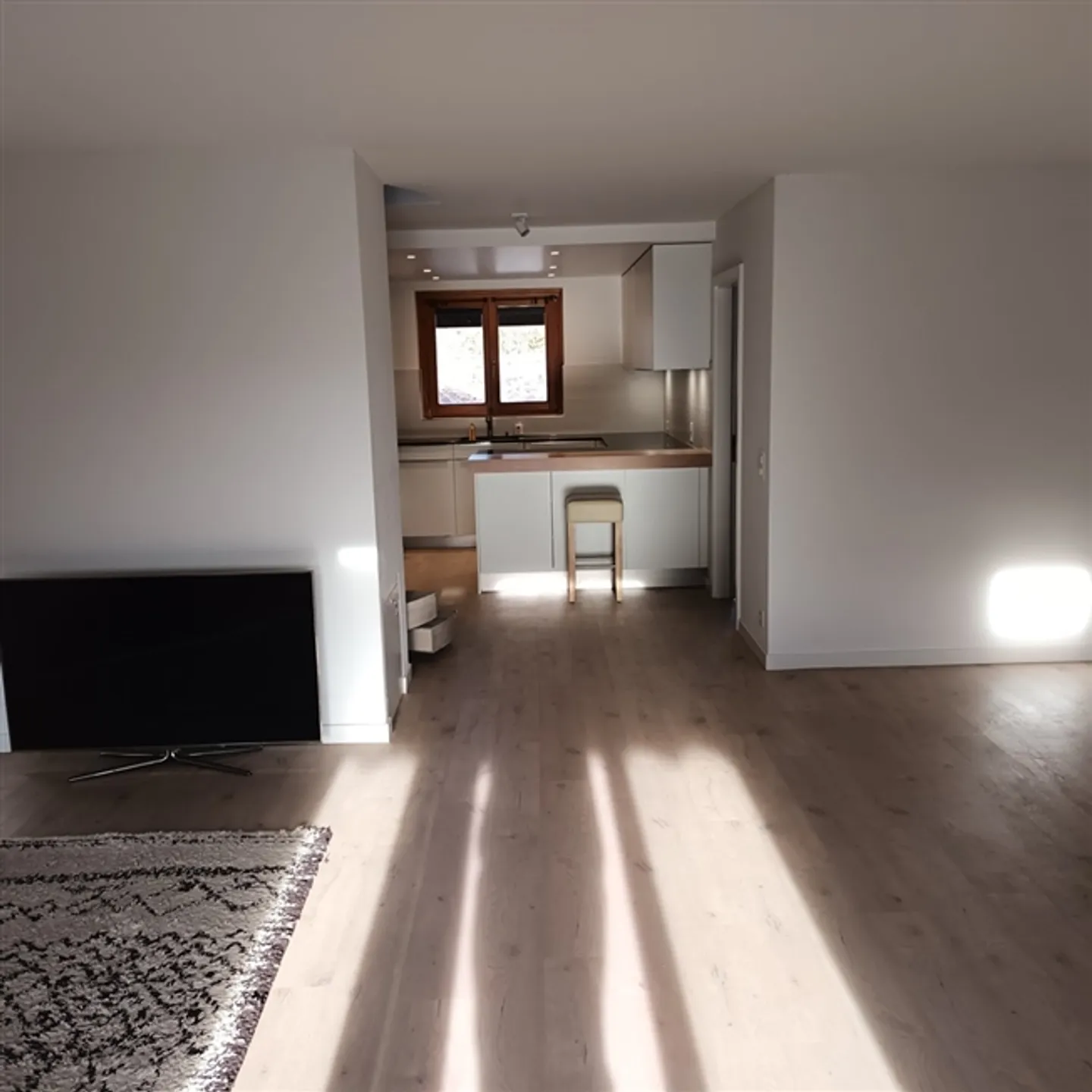 Large apartment of 134 m2, 3 bedrooms - Photo 9 of 11