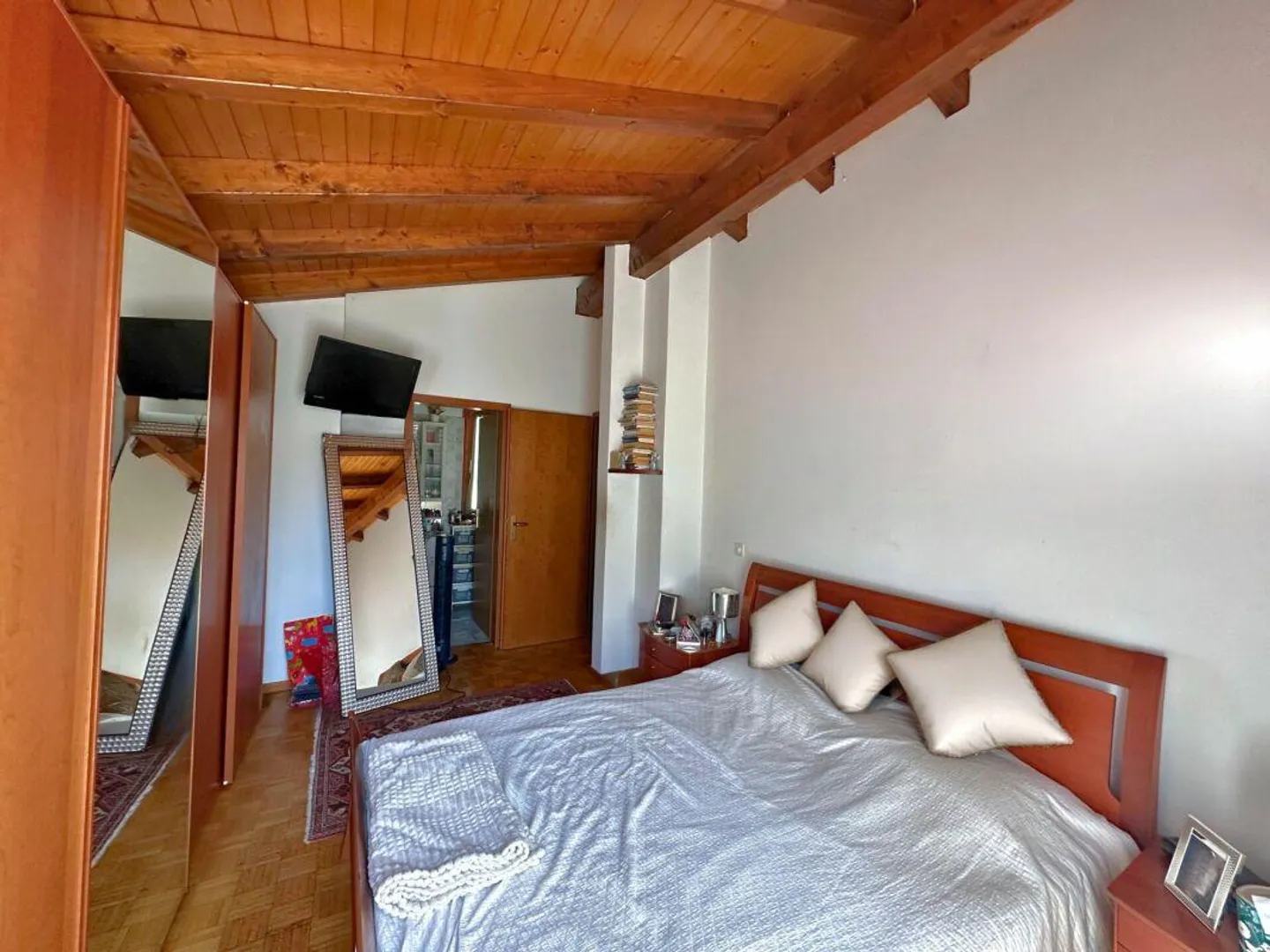 Casa unifamiliare nel verde a Stabio - Foto 9 di 15