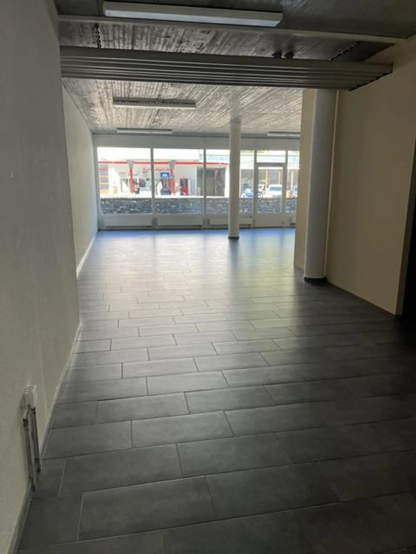 schönes, zentrales Geschäftslokal - Foto 2 di 9