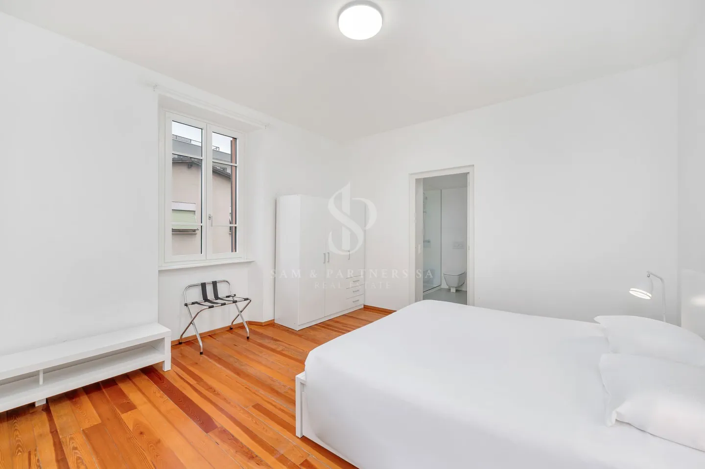 House with Extension - Photo 15 of 22