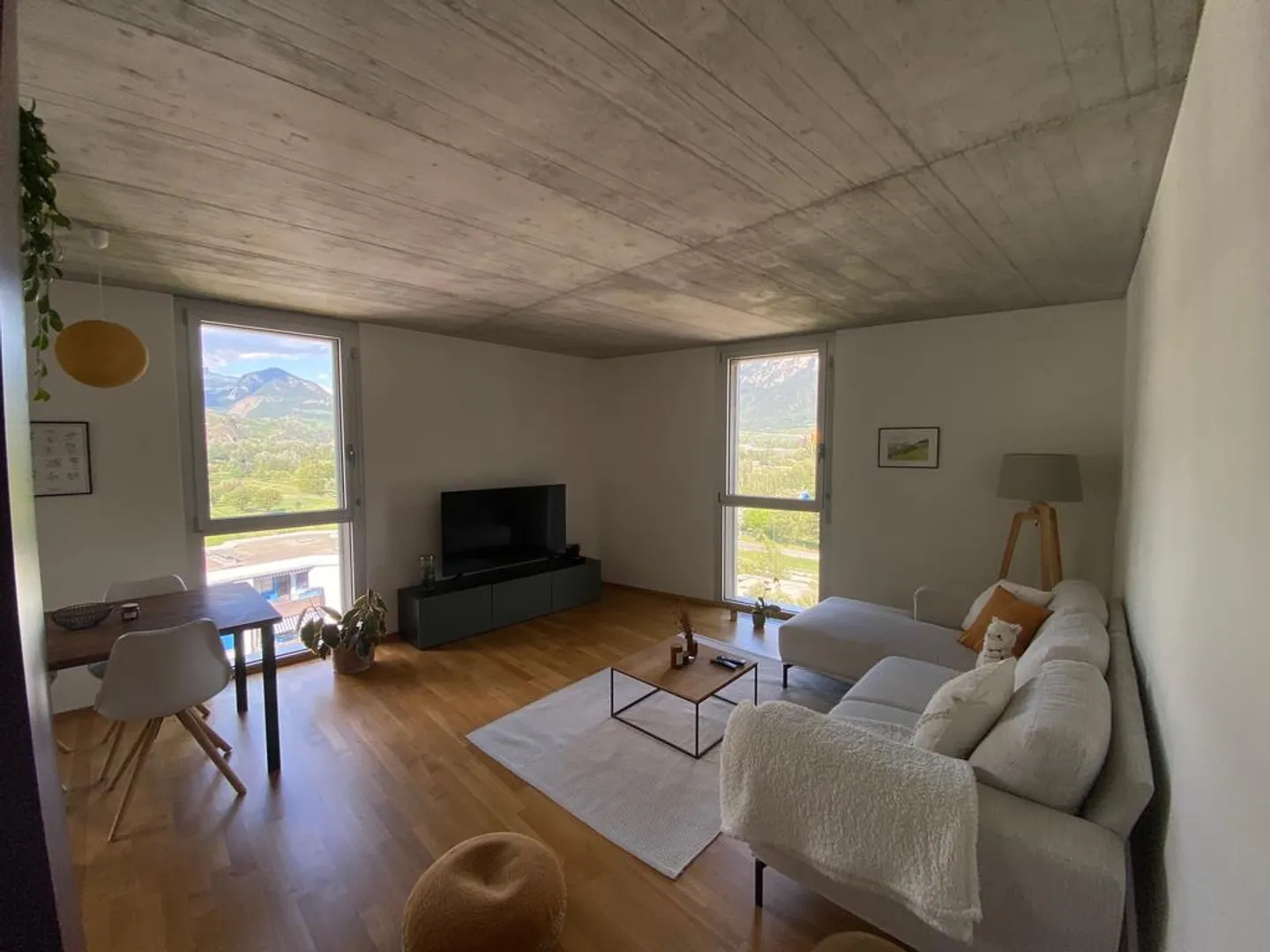 Charmantes 3,5 Zimmer-Wohnung im Herzen von Vissigen - Foto 2 von 8