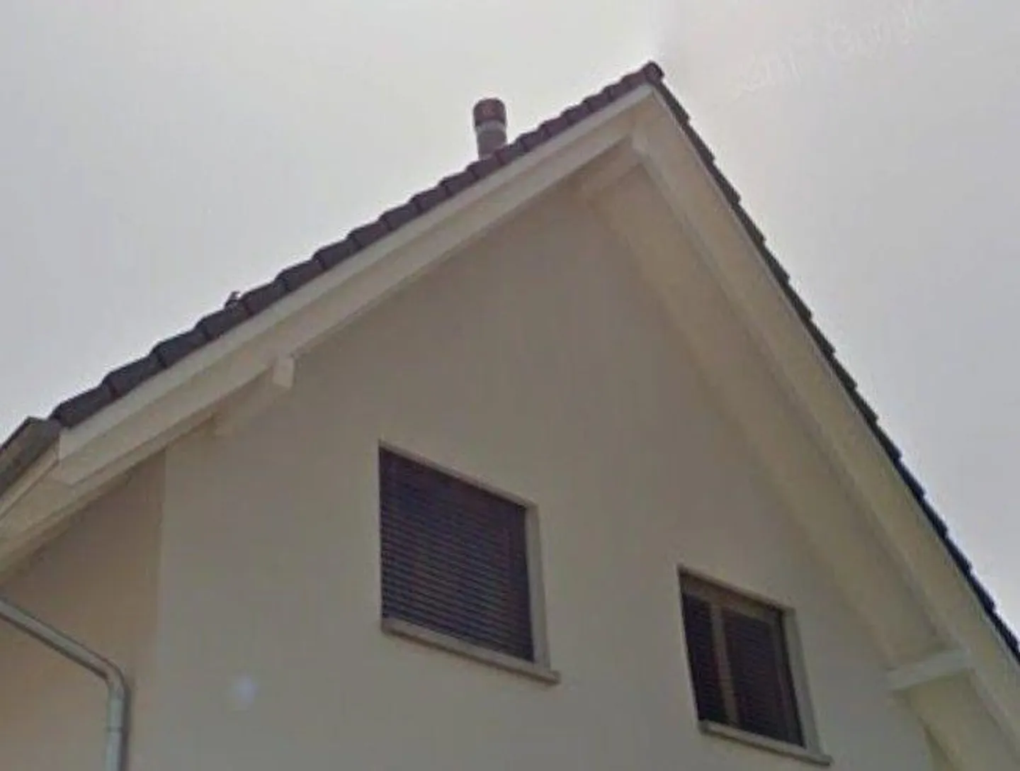 Maison individuelle de 5,5 pièces avec piscine - Photo 1 sur 13