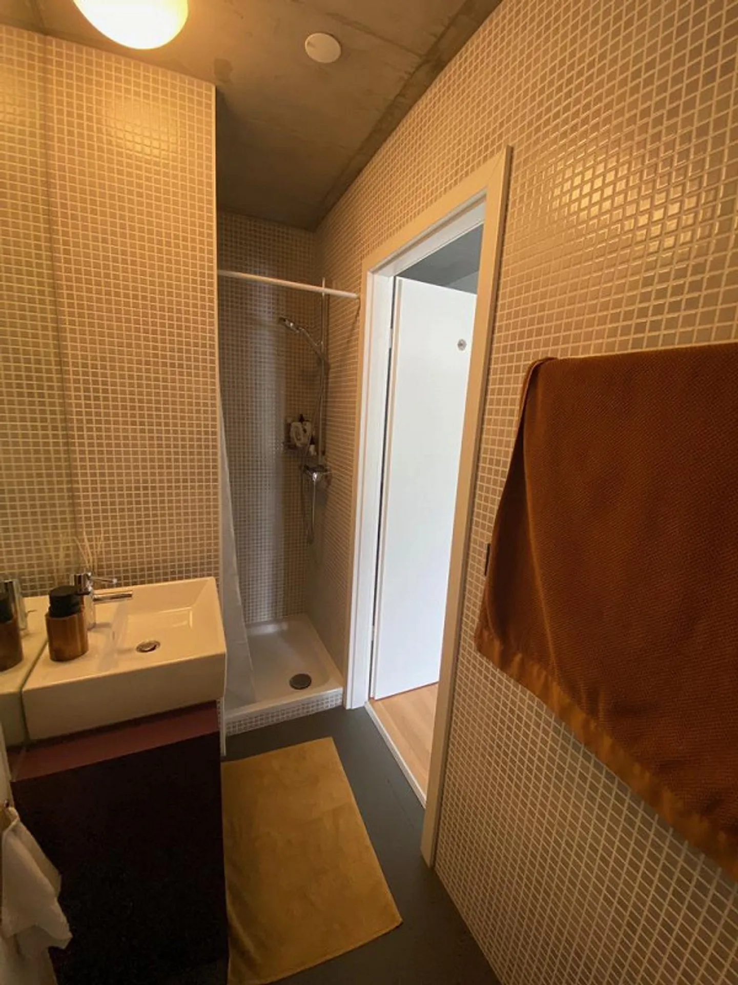 Charmantes 3,5 Zimmer-Wohnung im Herzen von Vissigen - Foto 7 von 8