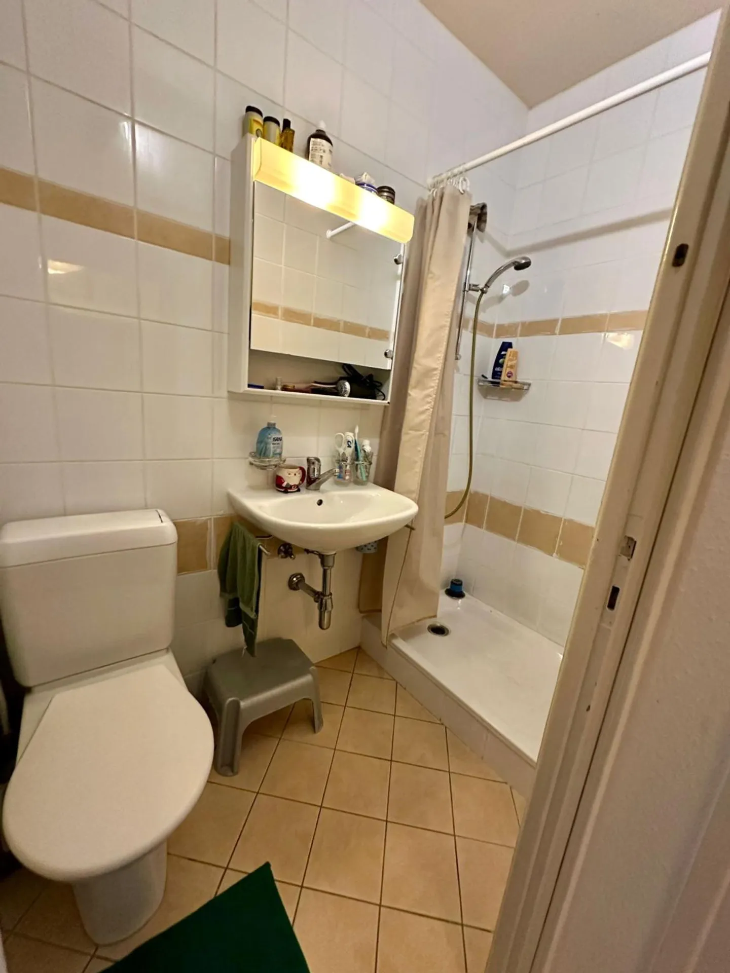 Appartement à louer - Photo 3 sur 3