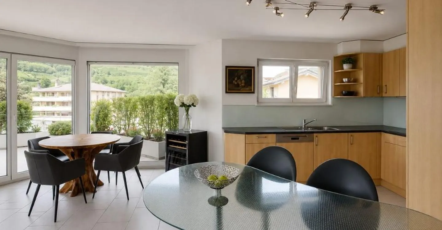Appartement spacieux avec terrasse - Photo 5 sur 12