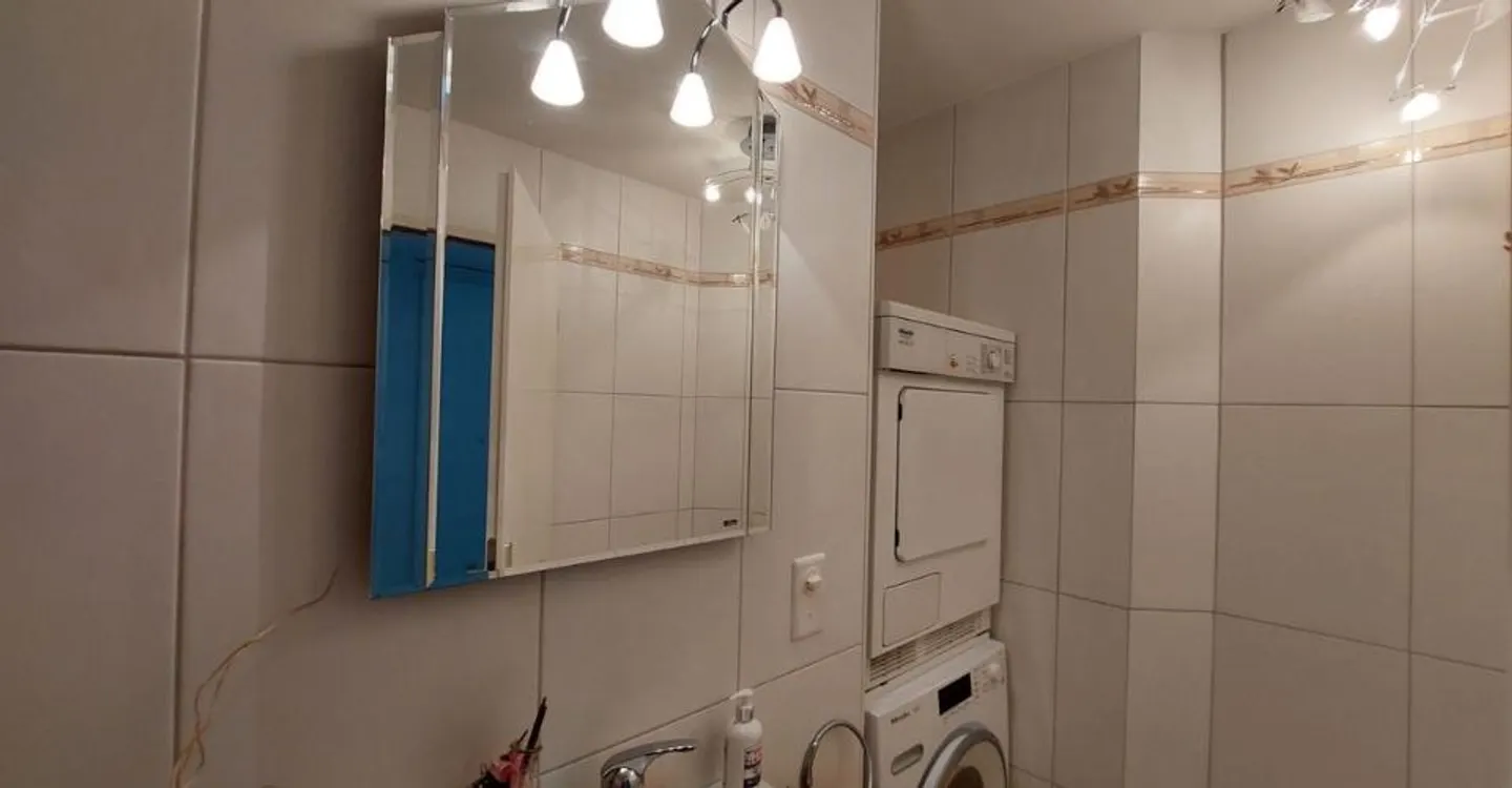 Appartement spacieux avec terrasse - Photo 11 sur 12