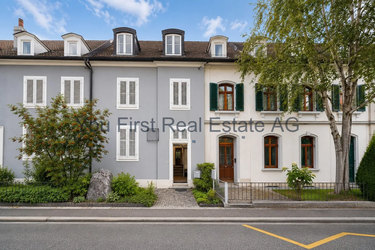 Characterful Townhouse in Gellert / St. Alban with Generous Space - Photo 1 of 12