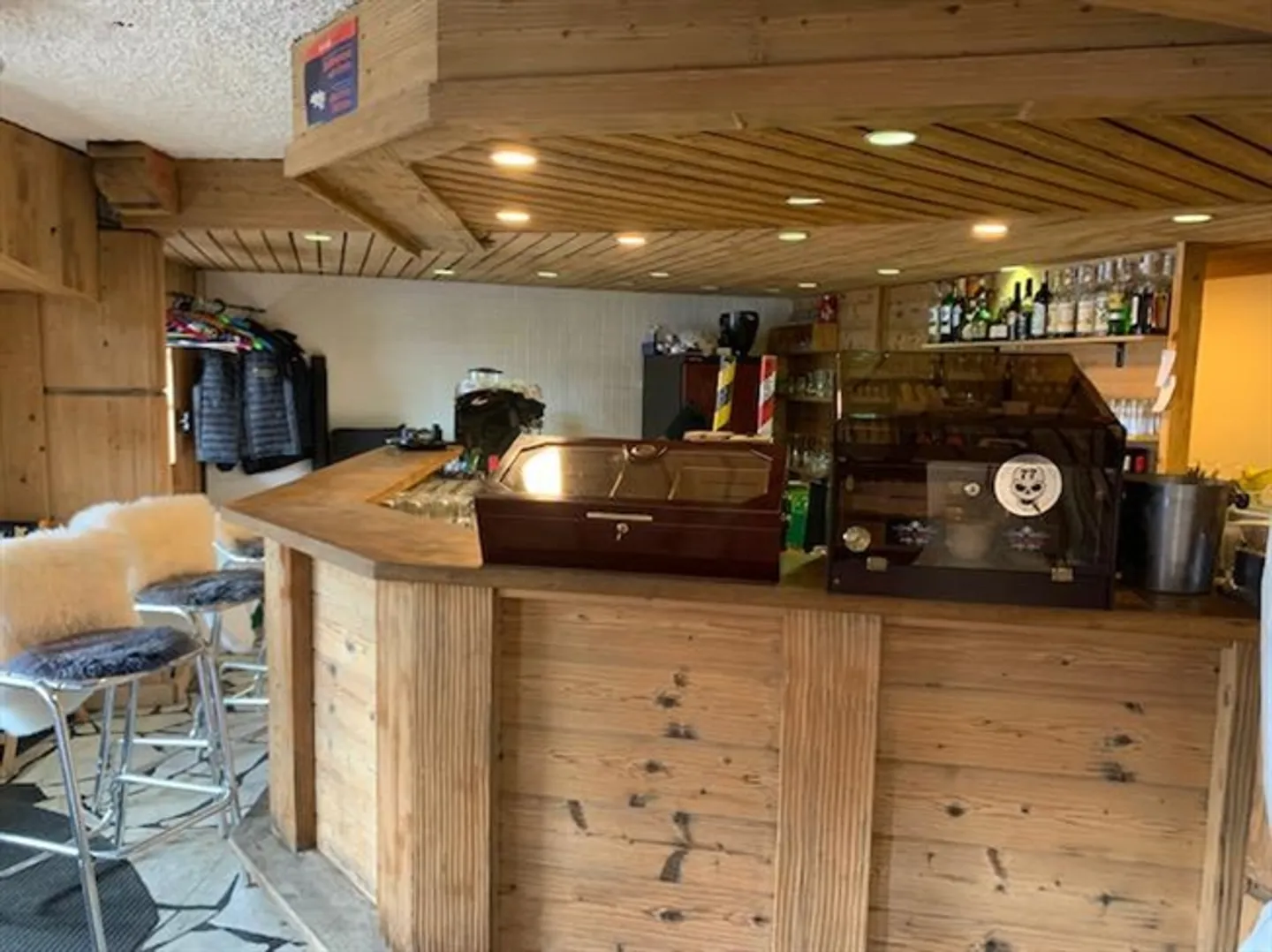 Nendaz-Station/VS, Restaurant L'Atmosphère with Terrace - Photo 4 of 6