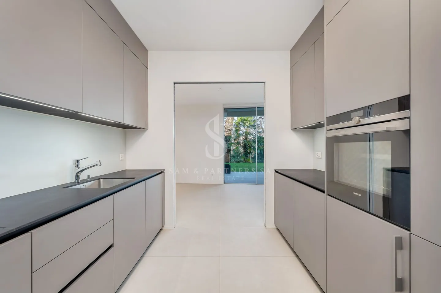 Modern mit Garten - Foto 11 von 17