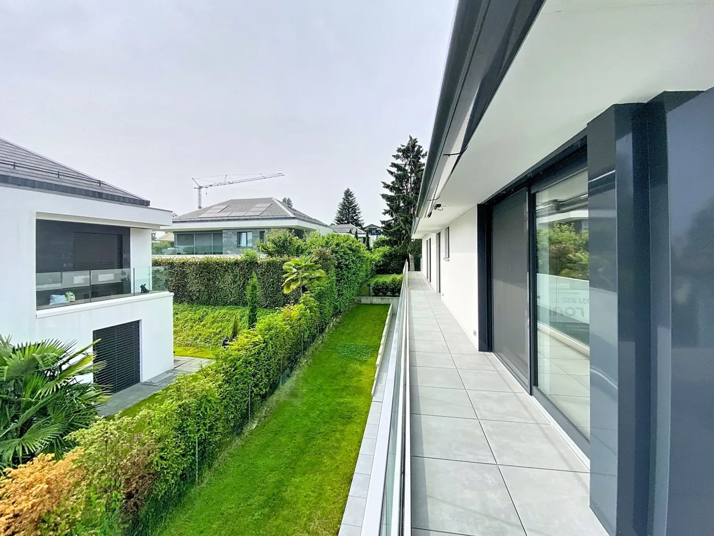 Magnificent apartment with lake view - Photo 4 of 20