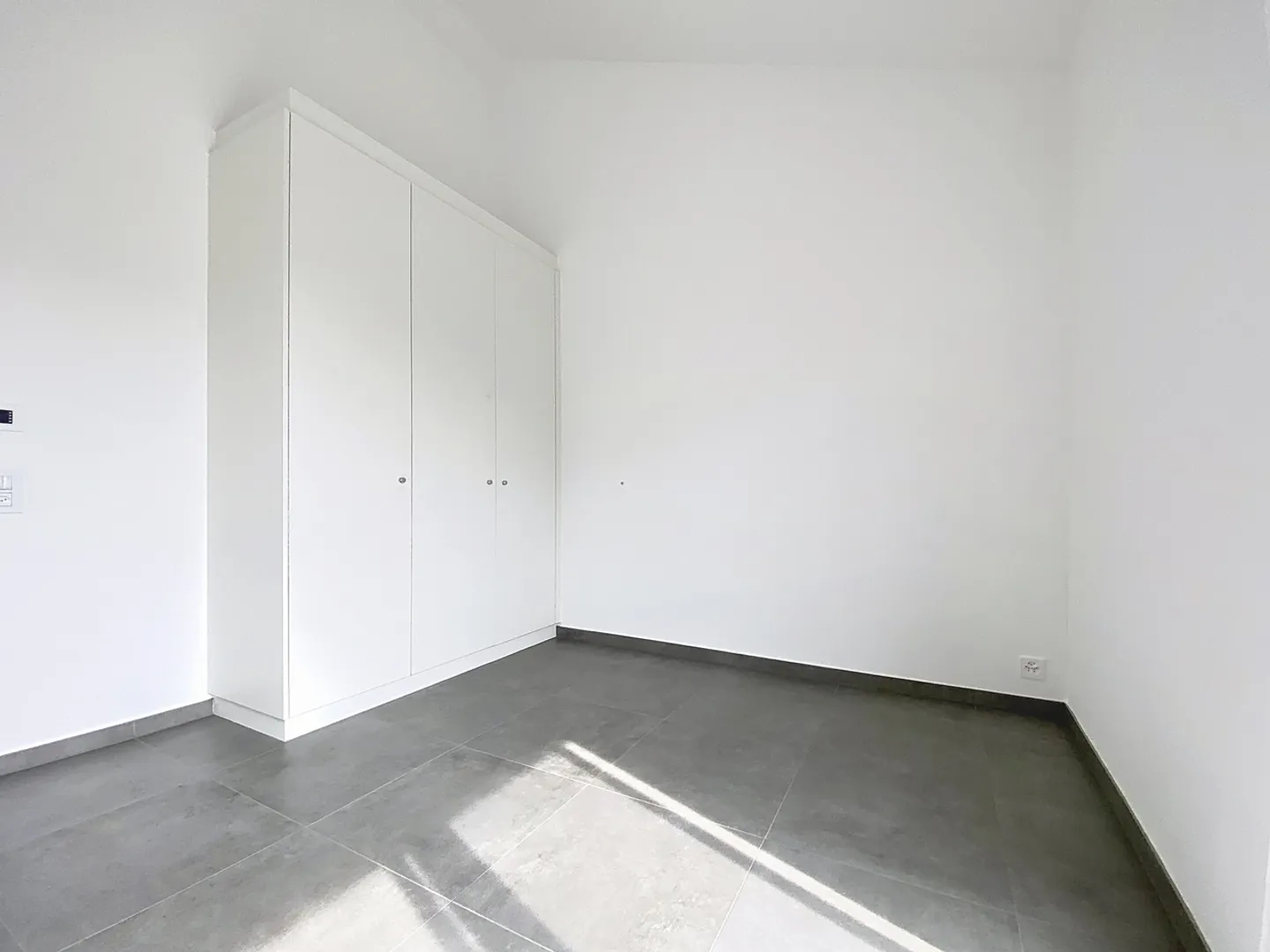 Magnificent apartment with lake view - Photo 13 of 20