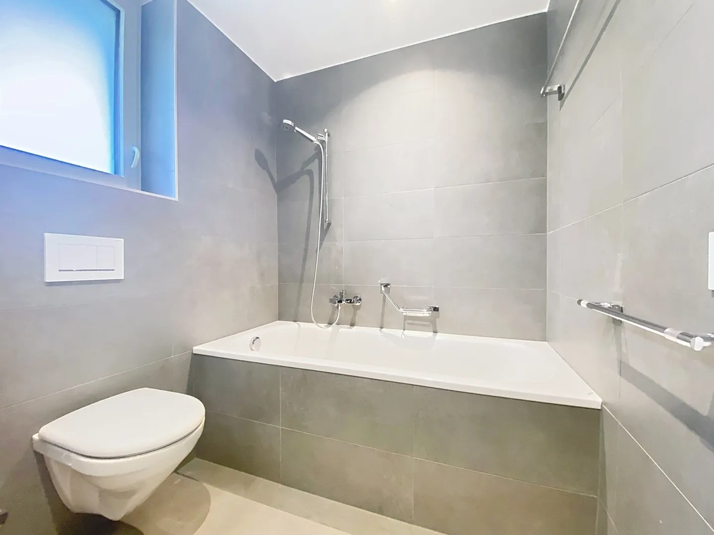 Magnificent apartment with lake view - Photo 17 of 20