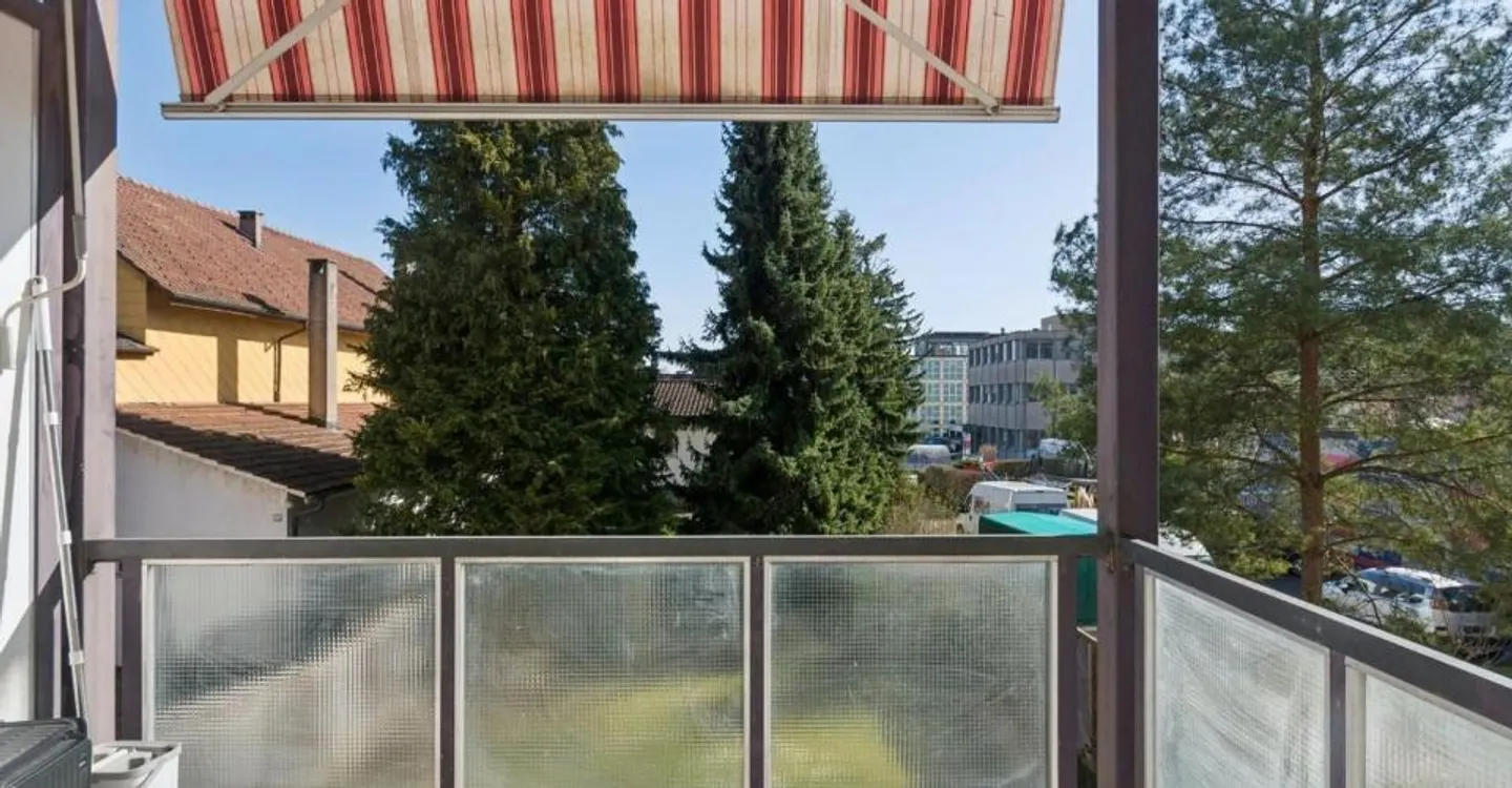 Charmant Appartement 3.5 pièces - Photo 3 sur 12