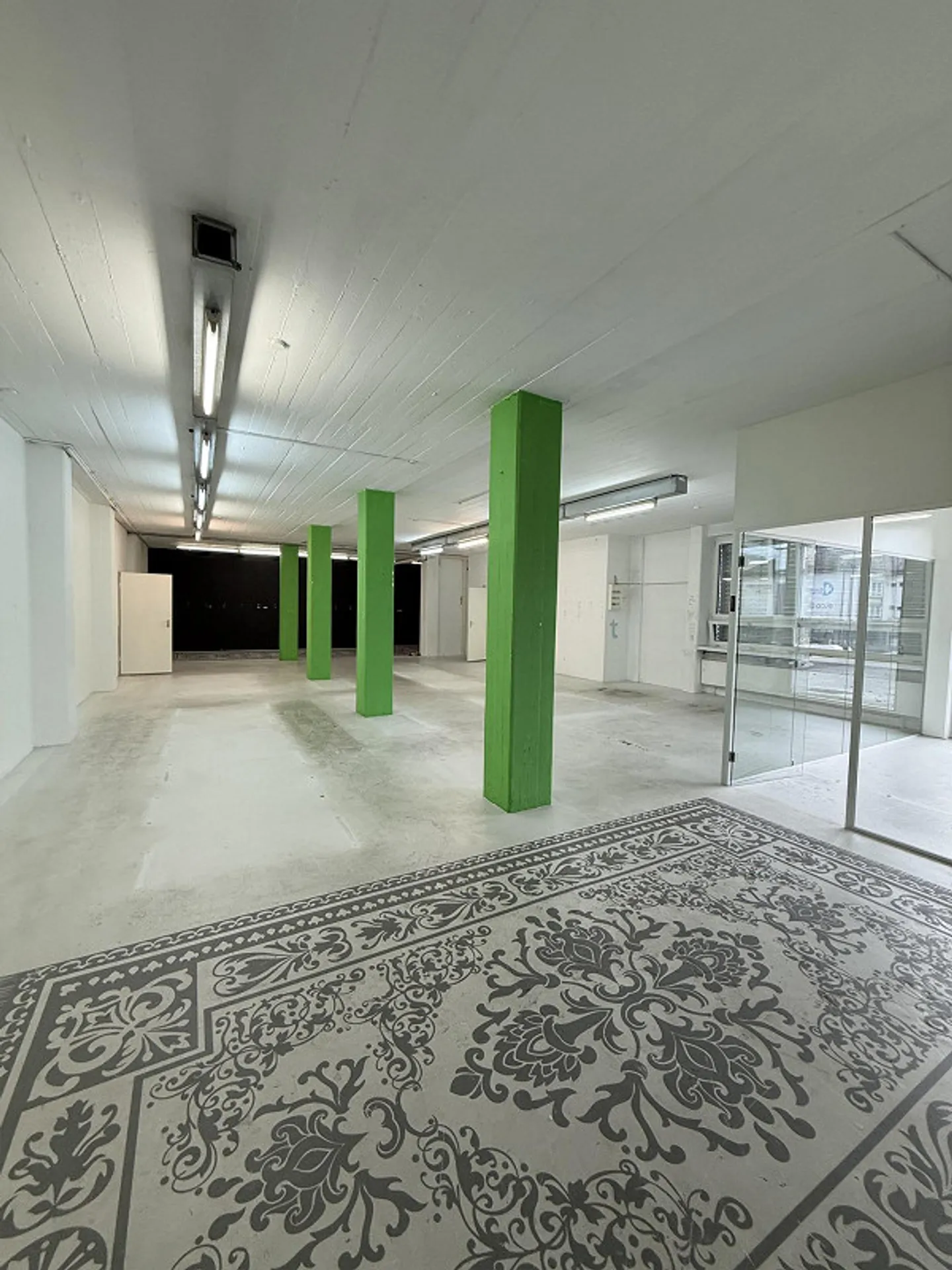 Espace commercial spacieux à Zurich - Photo 1 sur 12