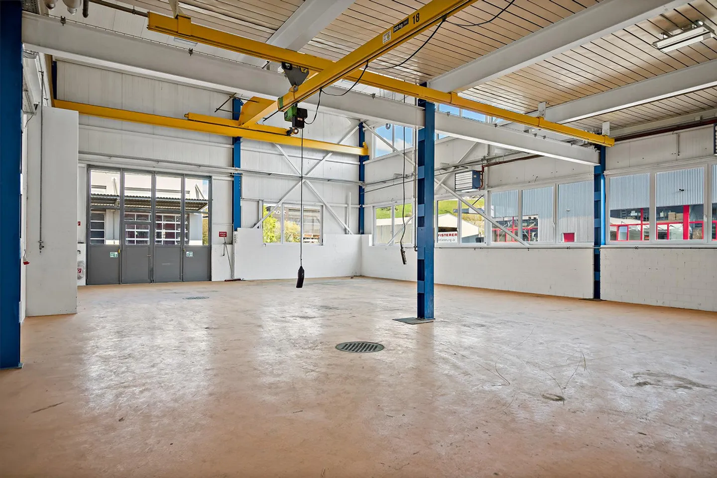 Every business finds its place here - Photo 5 of 8