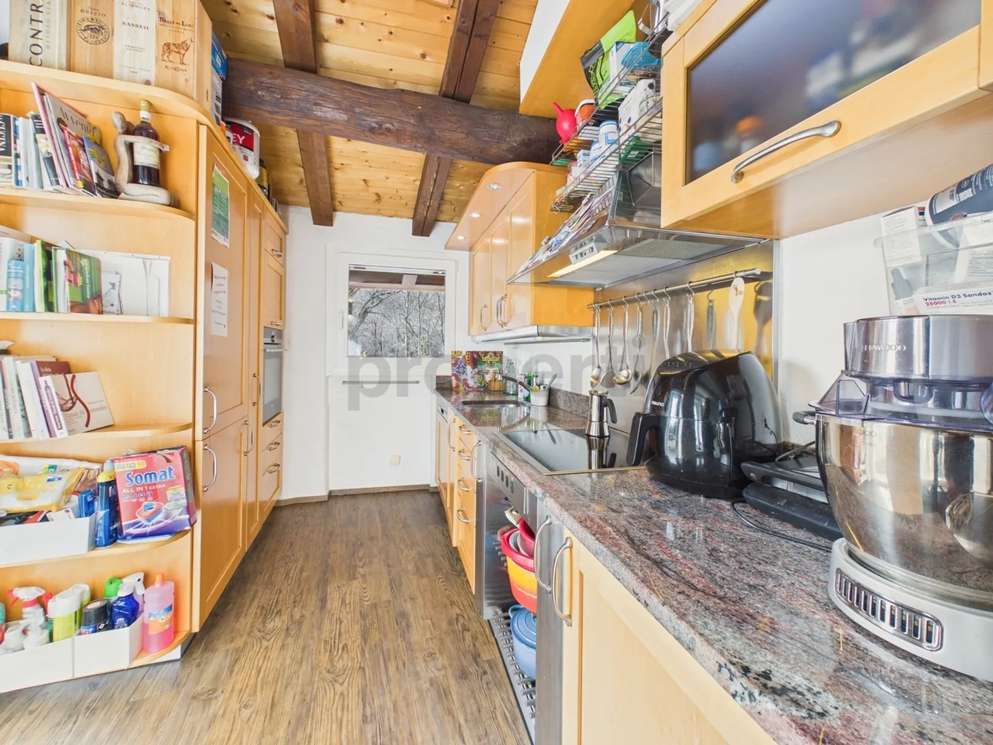 Exklusive Villa mit 7,5 Zimmern, eingebettet in die Natur mit dépendance und... - Foto 5 von 13