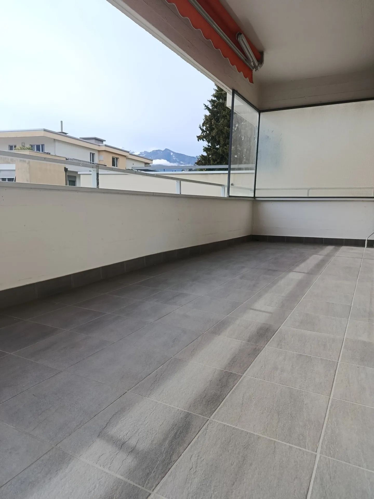 Appartement spacieux à Muralto - Photo 16 sur 36