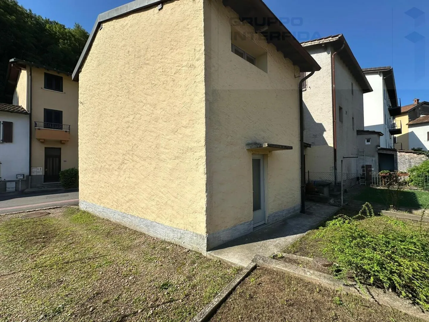 Single-family house 4.5 rooms with two parking spaces - Photo 2 of 12