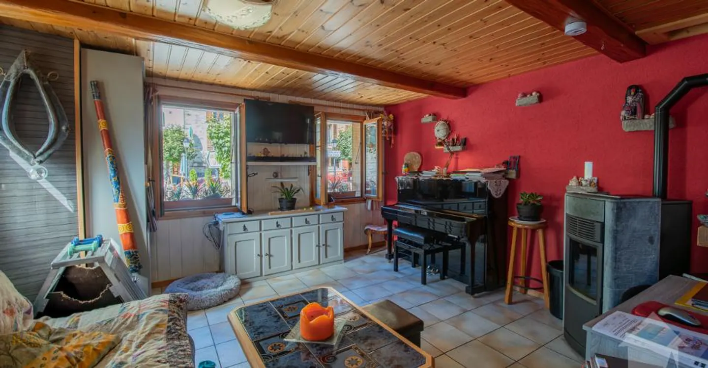 Maison de village au cœur de Salvan, un cocon authentique - Foto 2 di 11
