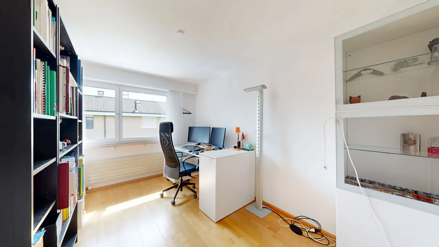 Maison de ville idyllique de 5,5 pièces avec garage et cheminée - Photo 9 sur 17