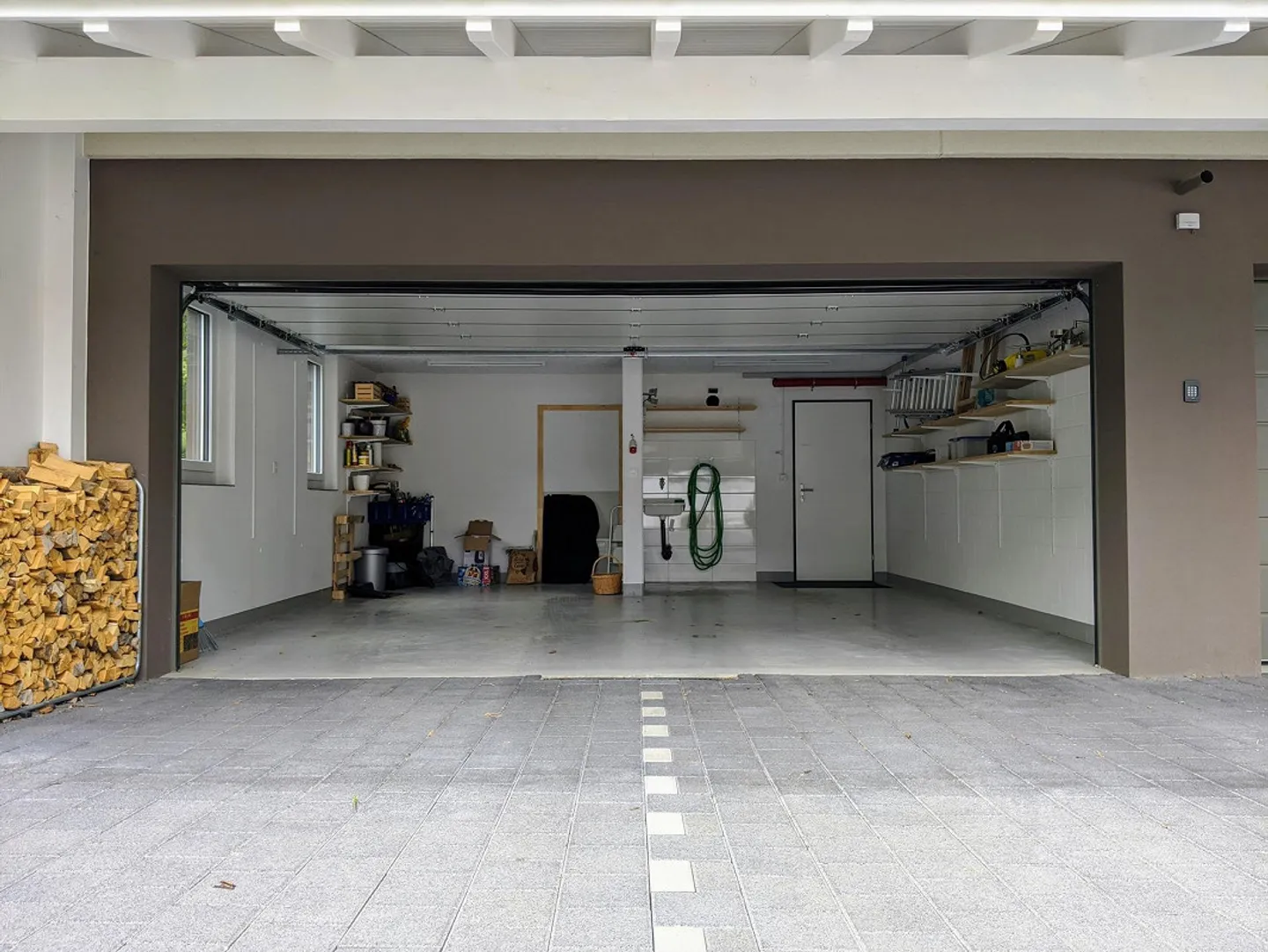 5.5 Room Attic Apartment with Large Balcony and View into the Green - Photo 20 of 25