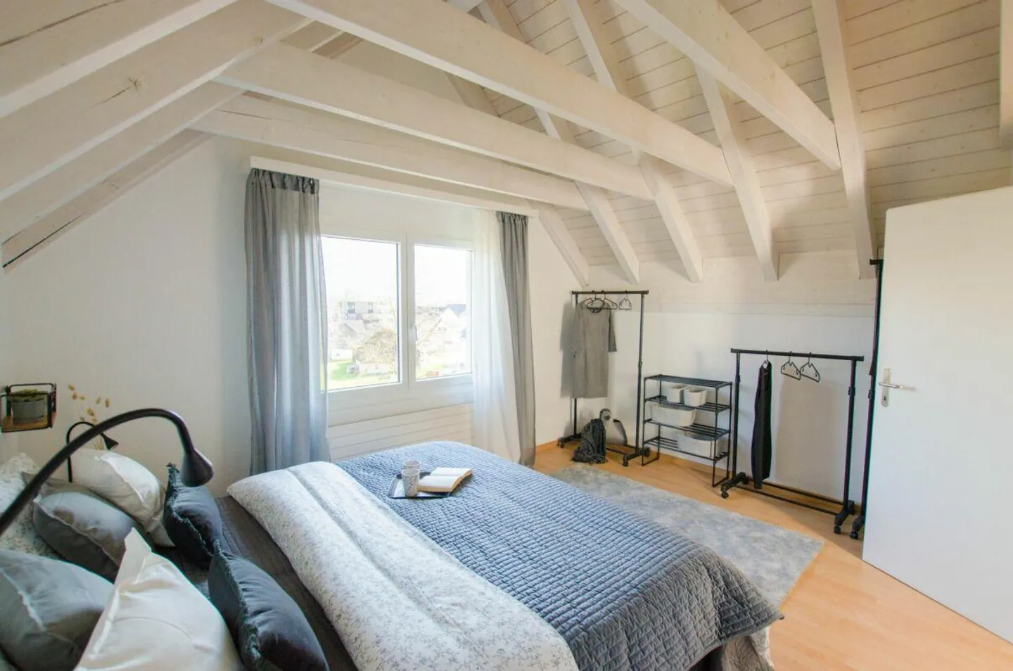 Appartamento duplex attraente di 4,5 locali in una posizione privilegiata - Foto 10 di 14